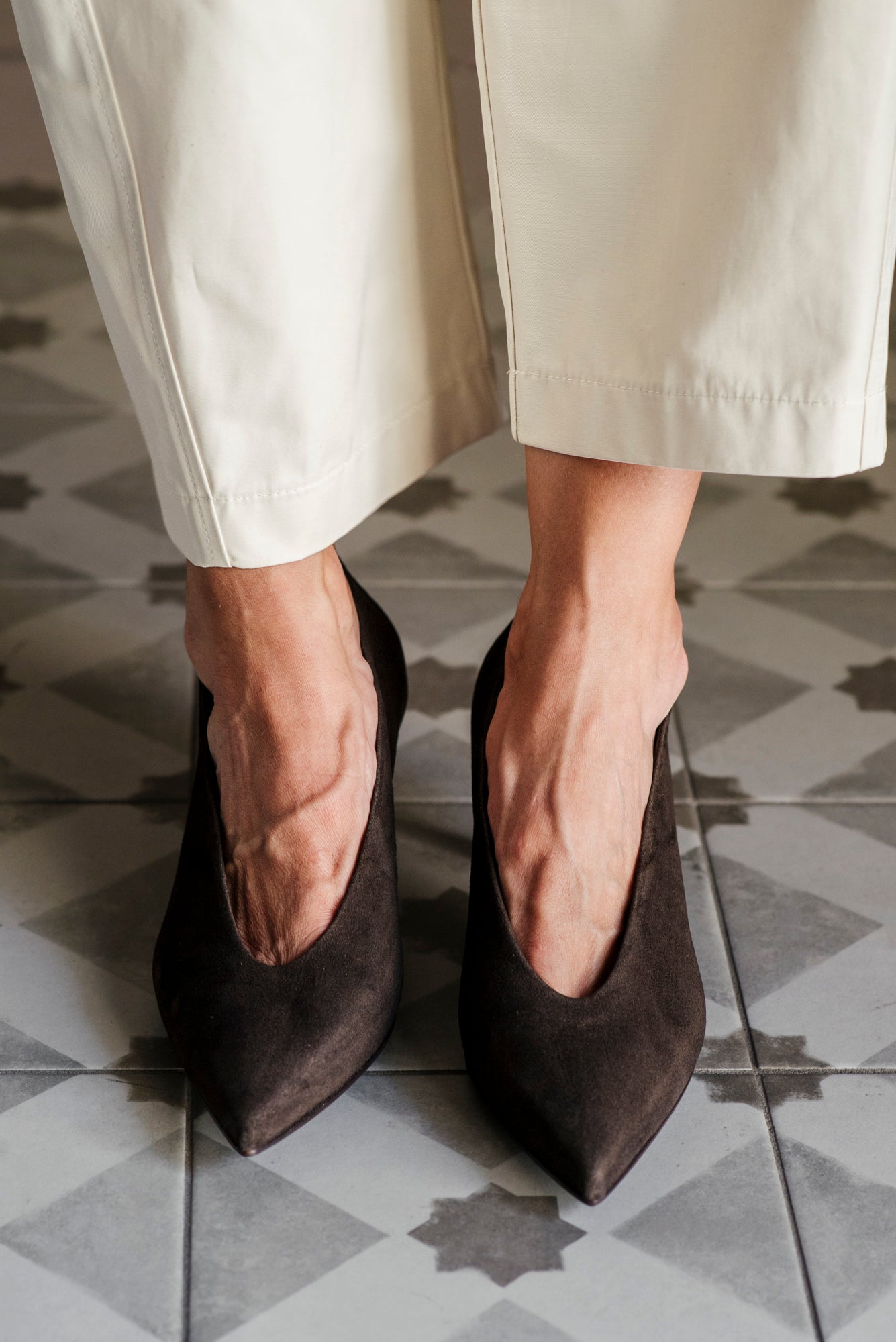 Decolletè in suede moro