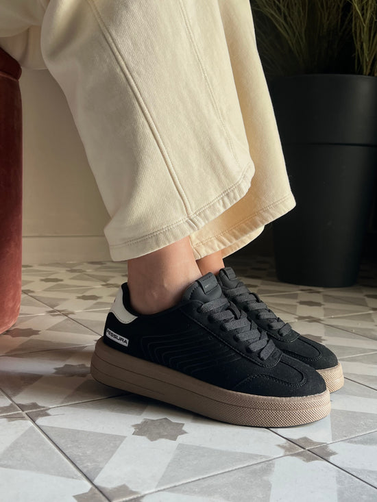 Sneakers Fessura con platform