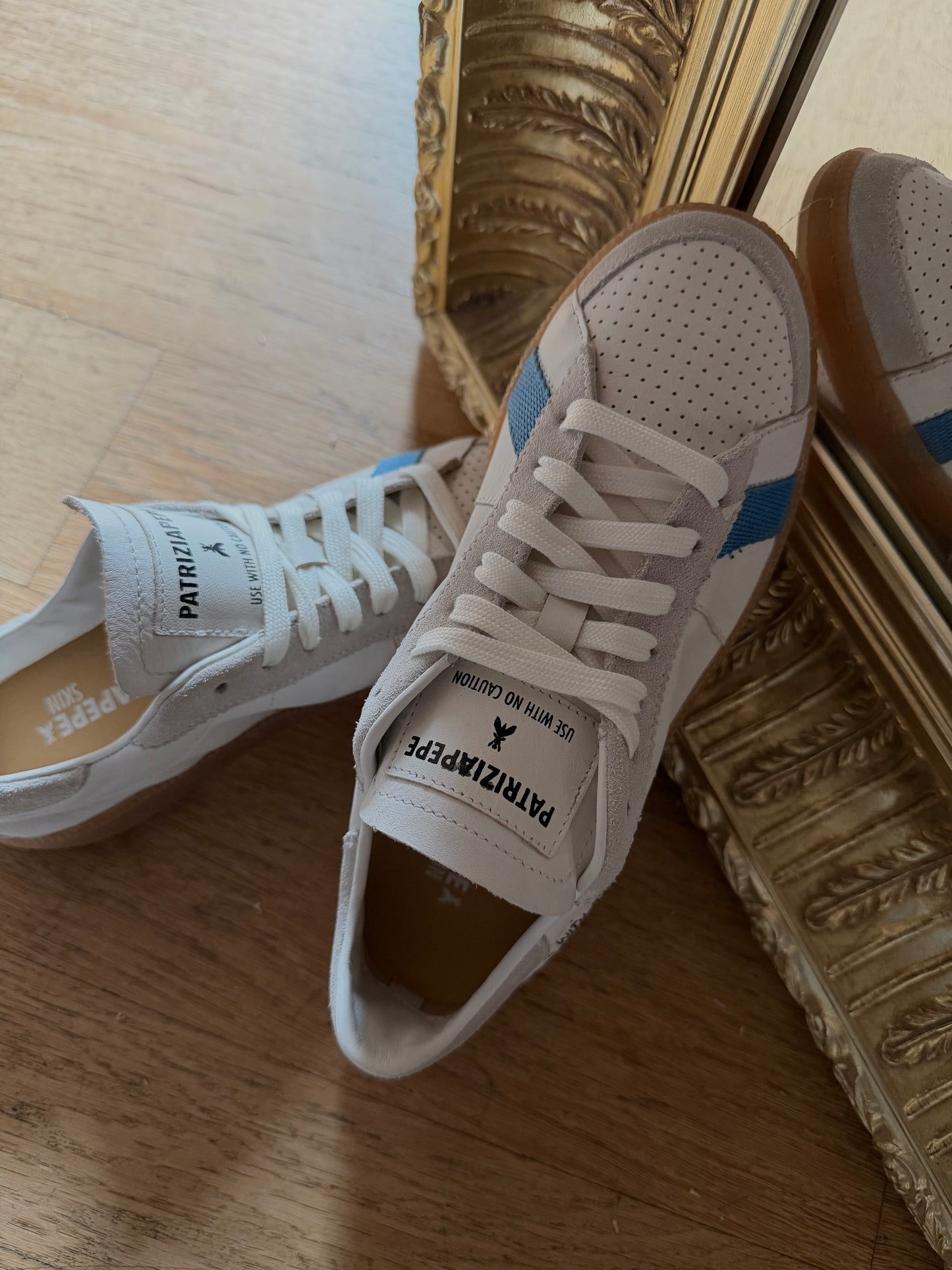 Skin sneakers White-blue