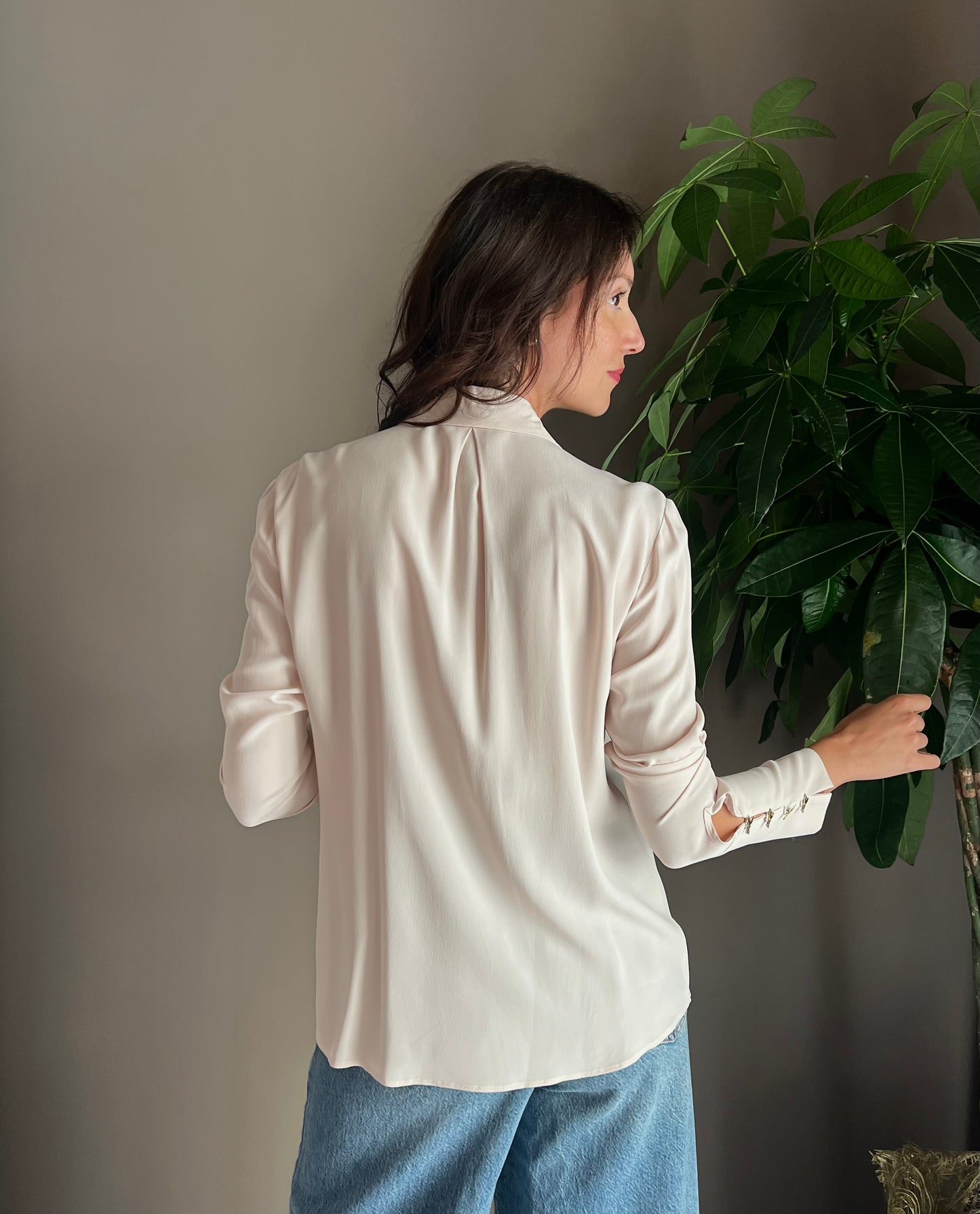 Camicia in viscosa con dettaglio fly sui polsi
