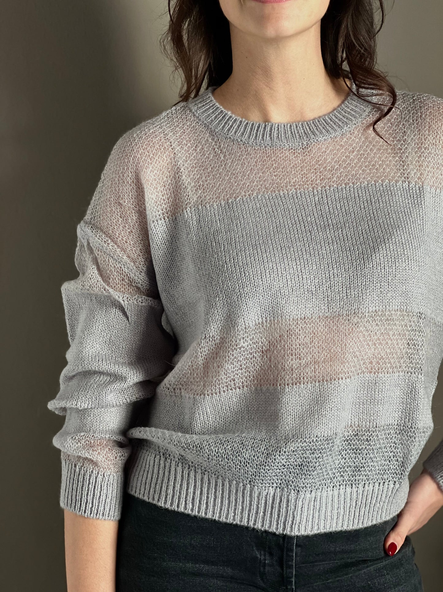 Maglia girocollo con dettagli in trasparenza Mistery Gray