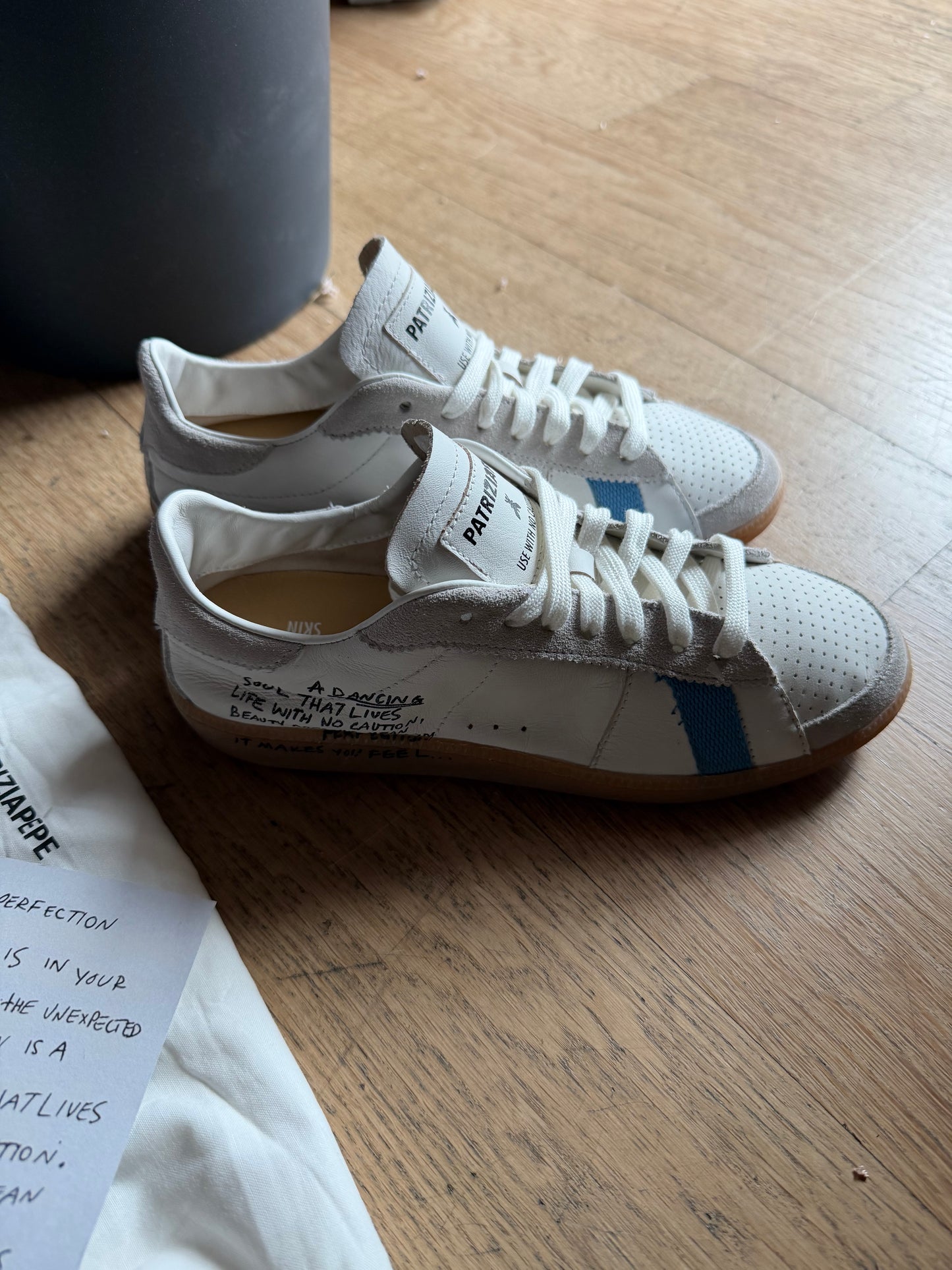 Skin sneakers White-blue
