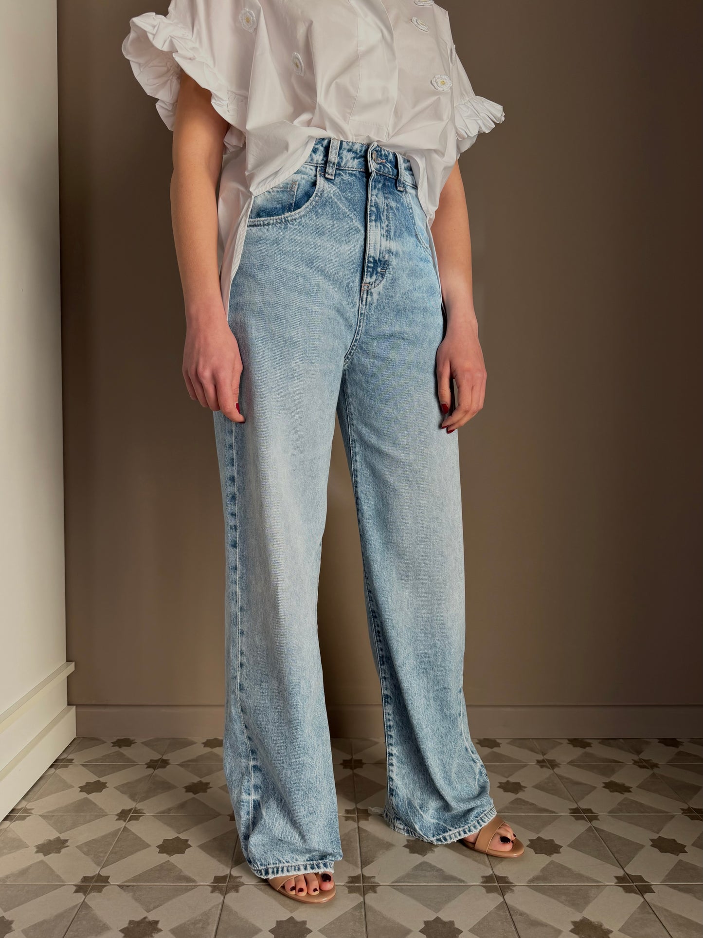 Jeans Poppy Incon Denim: L’Essenza del Cool Quotidiano