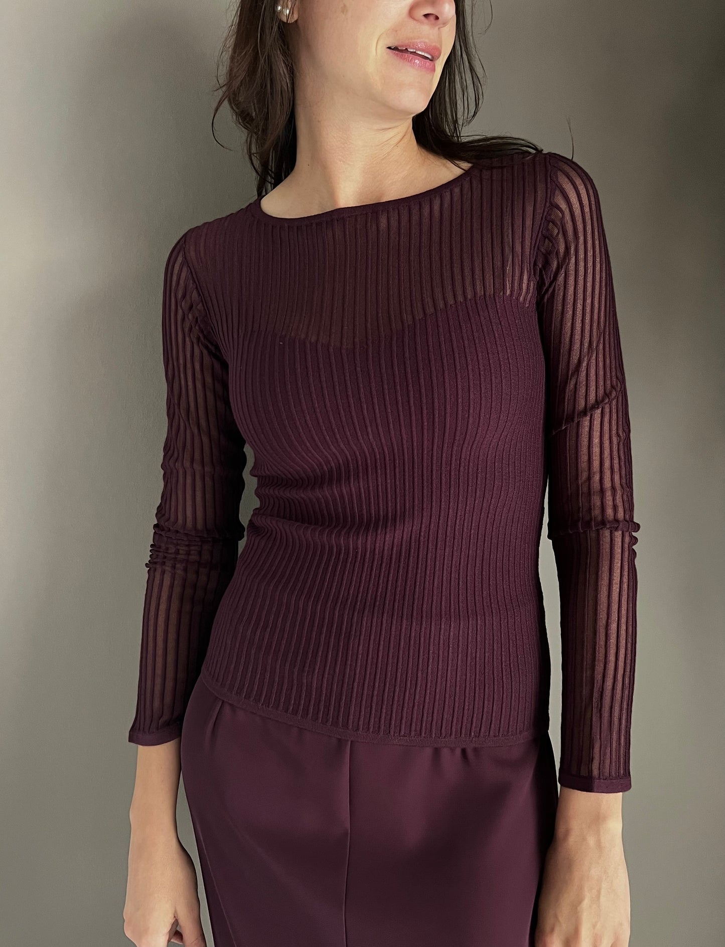 Maglia a costine trasparente purple