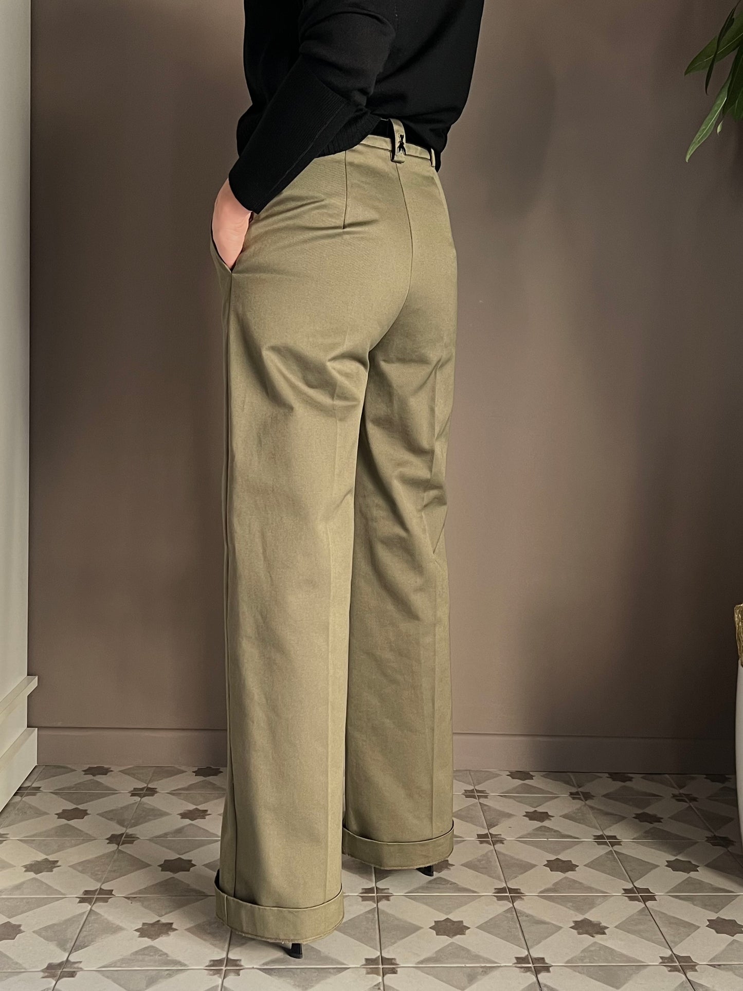 Pantalone dritto strutturato