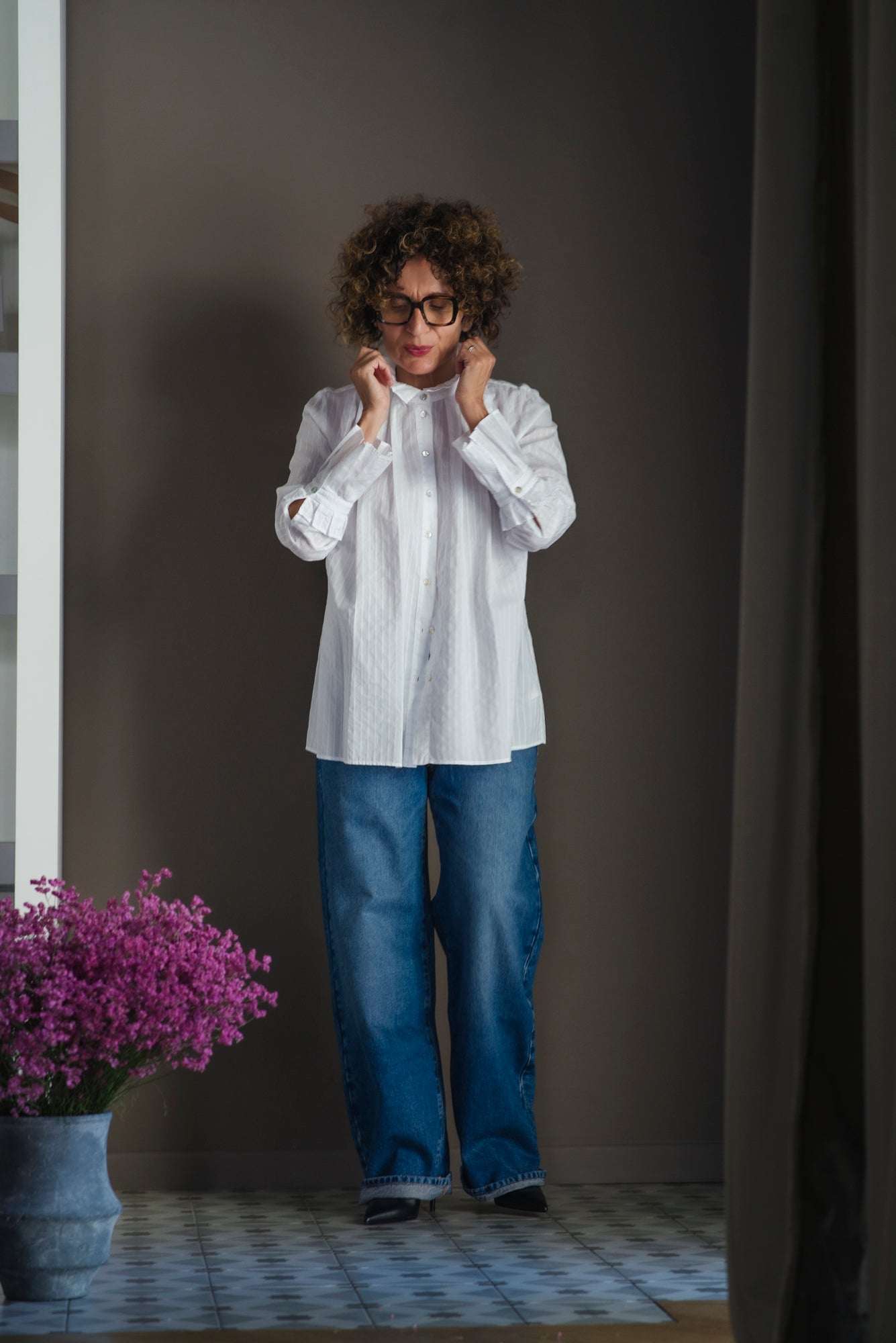 Camicia in cotone svasata con dettagli plisse bianca
