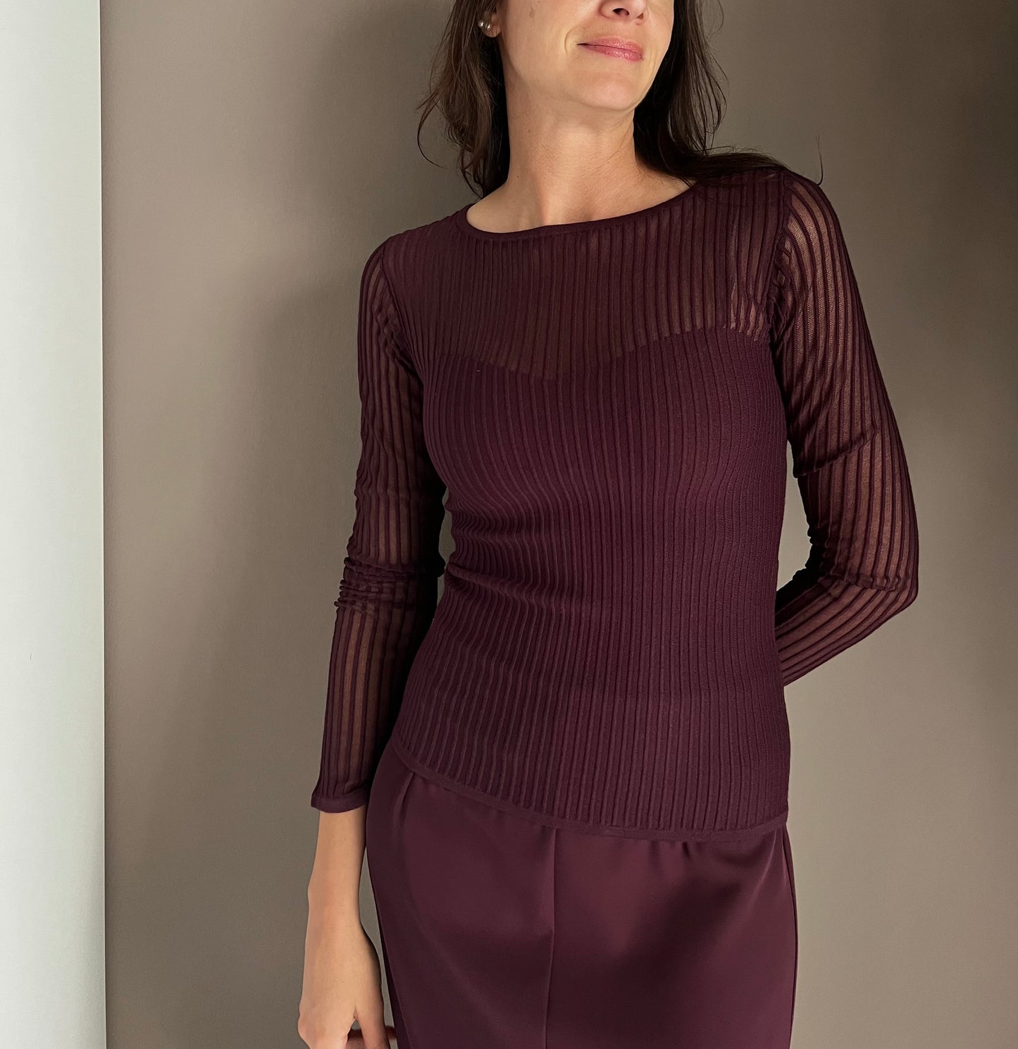 Maglia a costine trasparente purple