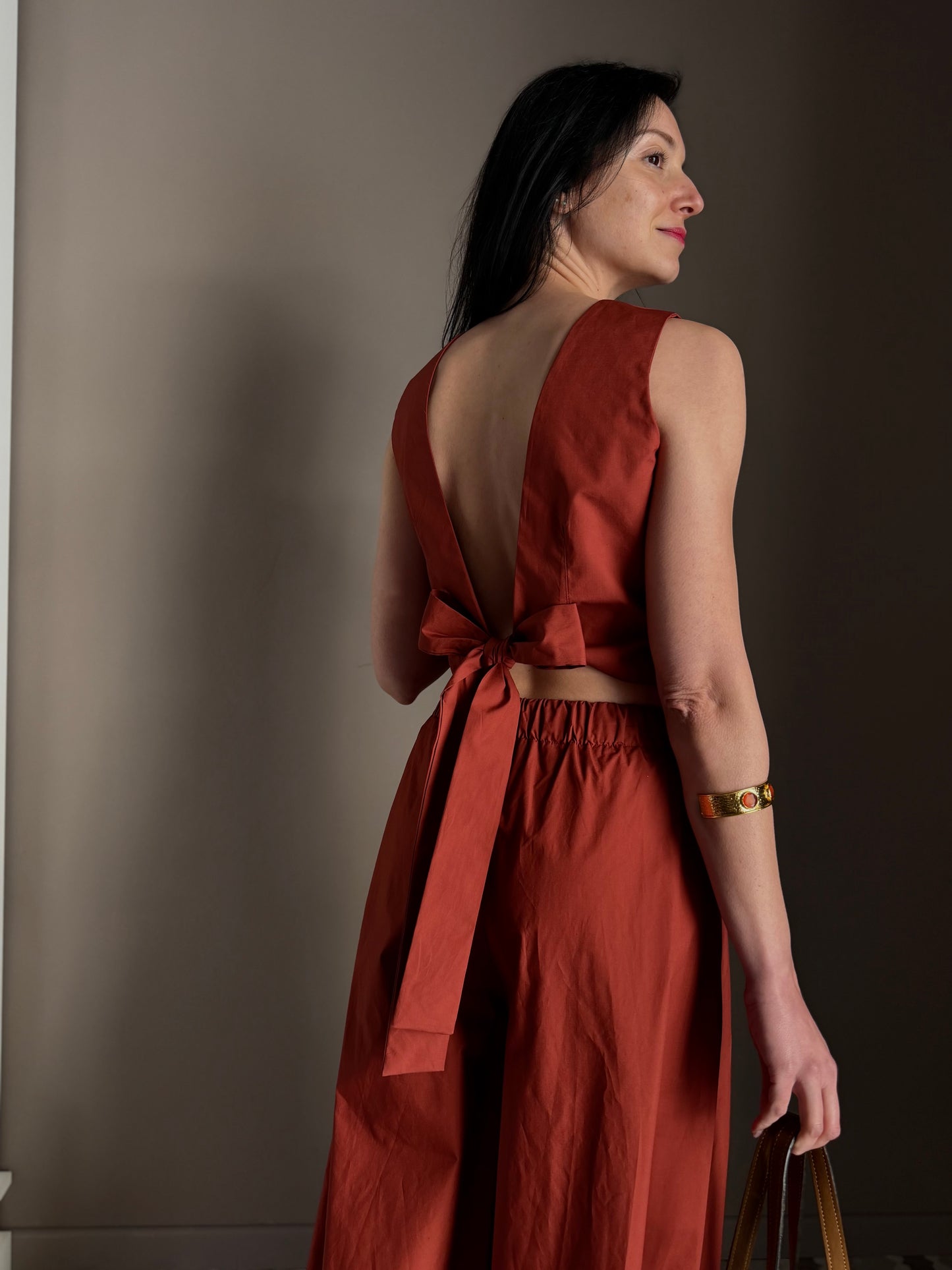 Top Cropped in Cotone So Allure – Color Mattone