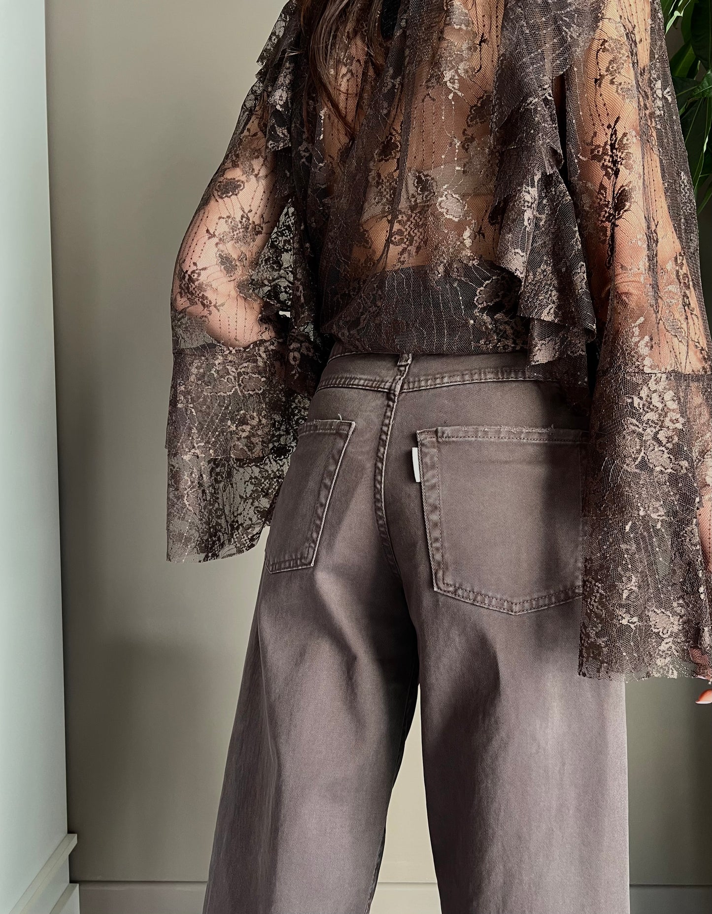 Pantalone denim vita alta forma a caramella