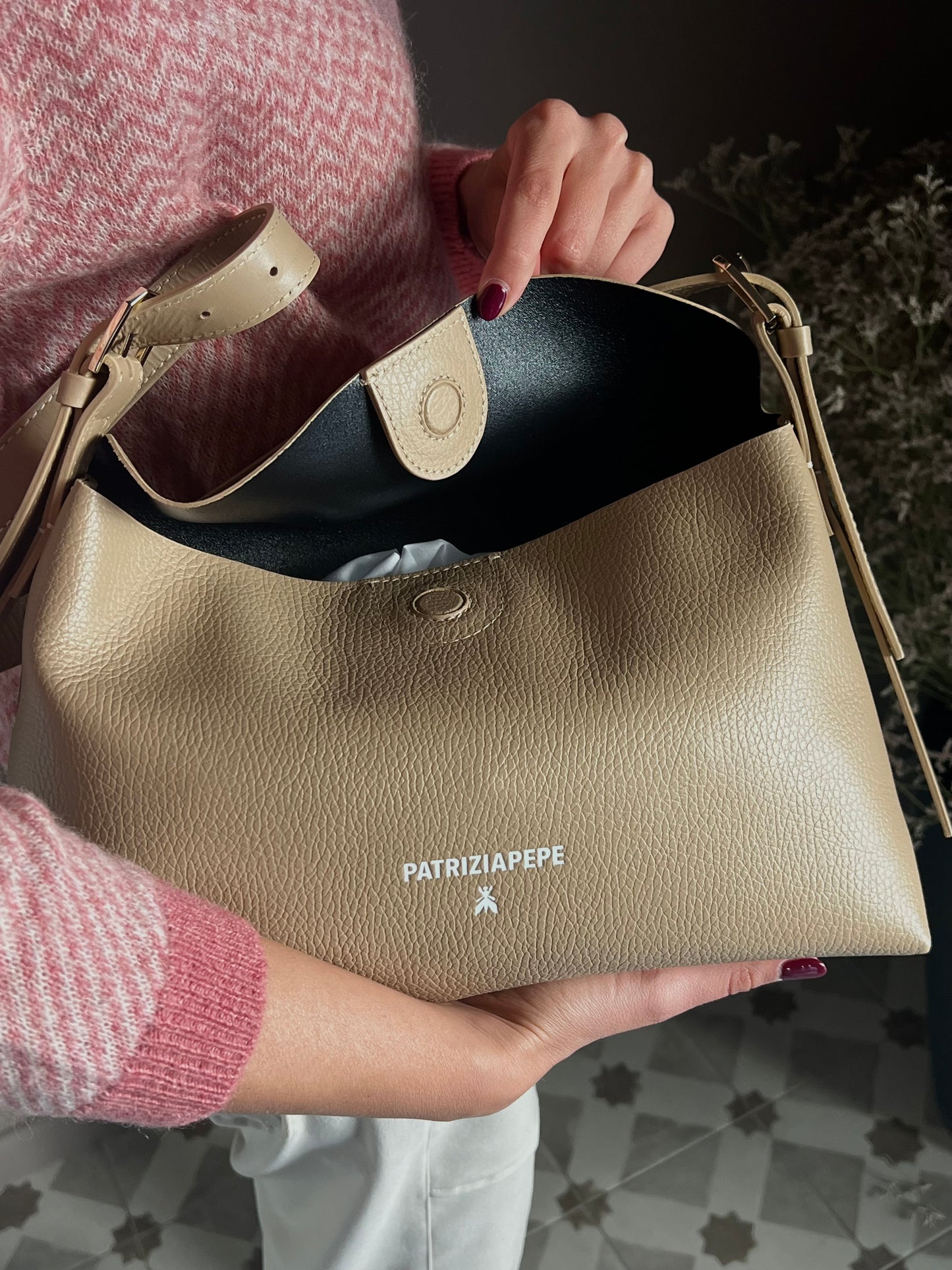 Borsa a tracolla Never in pelle sand