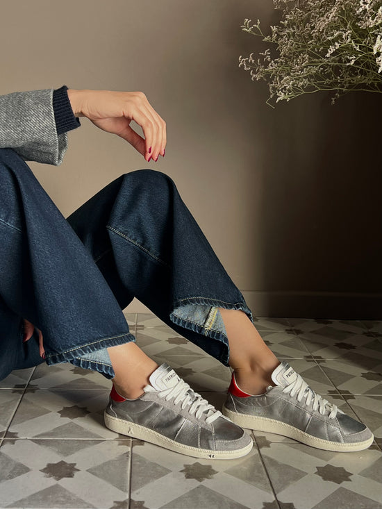 Sneakers Skin ‘93 in nappa laminata