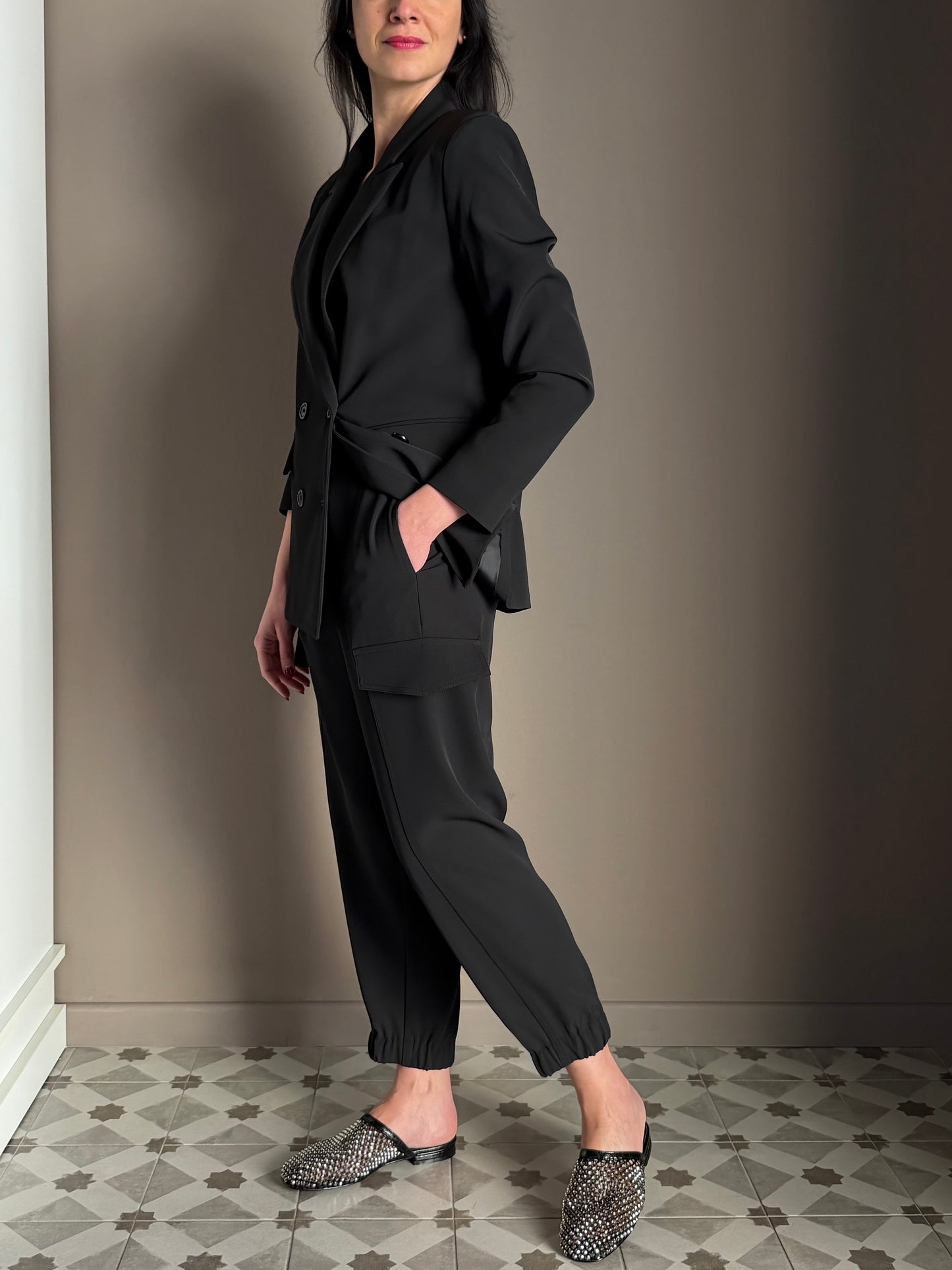 Pantalone cargo in crepe