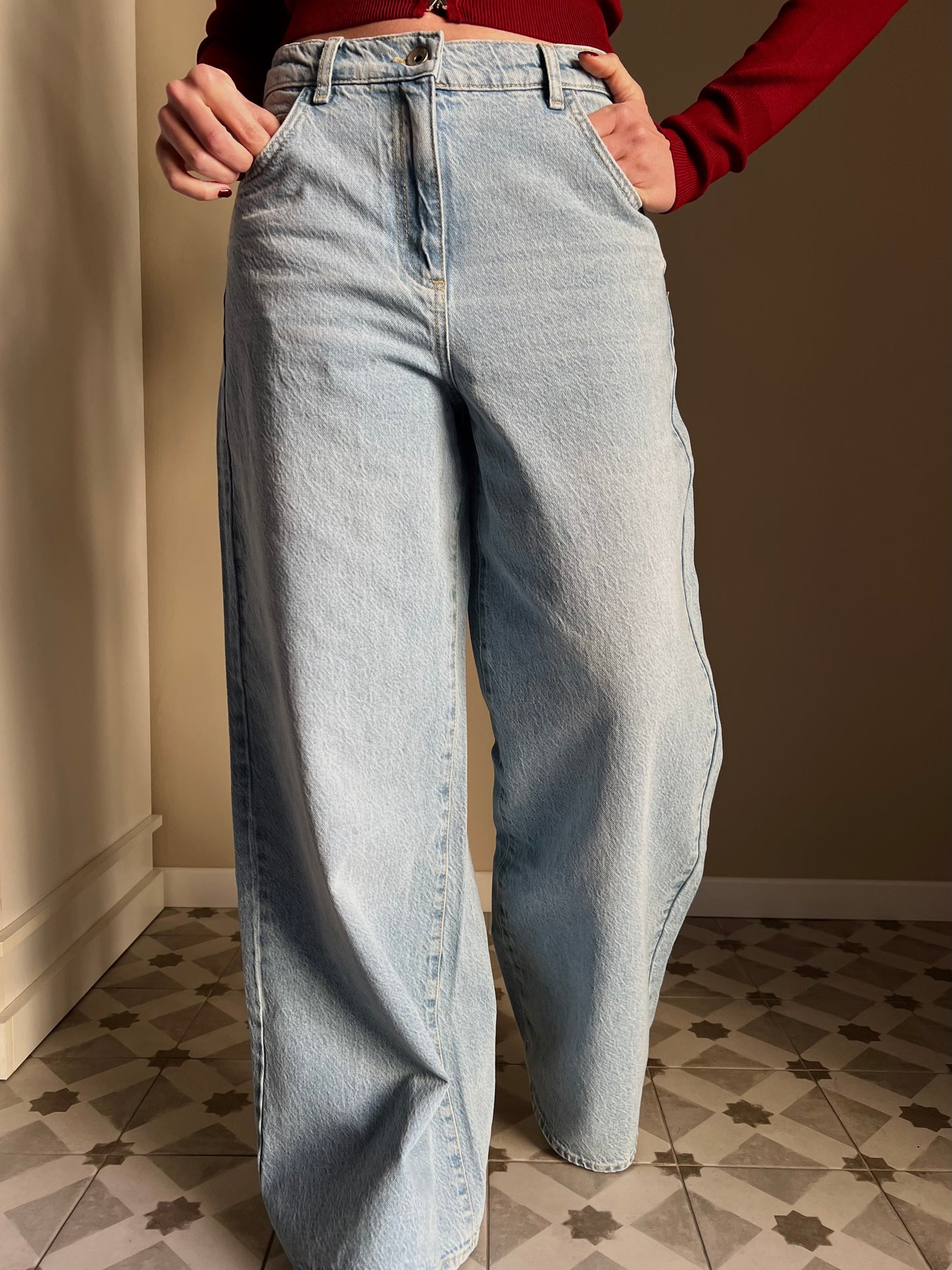 Pantalone jeans vita bassa gamba larga