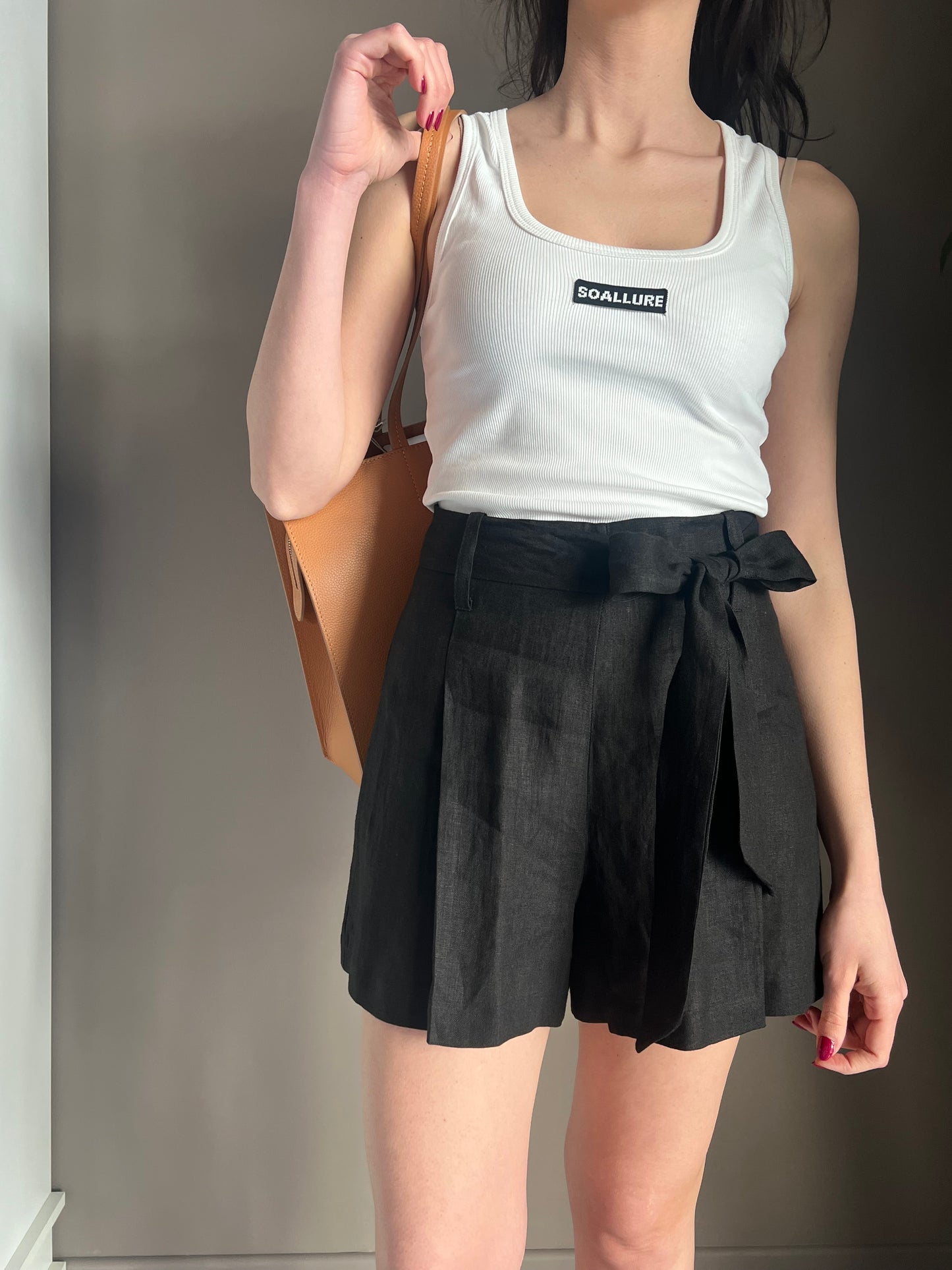 Shorts in lino nero