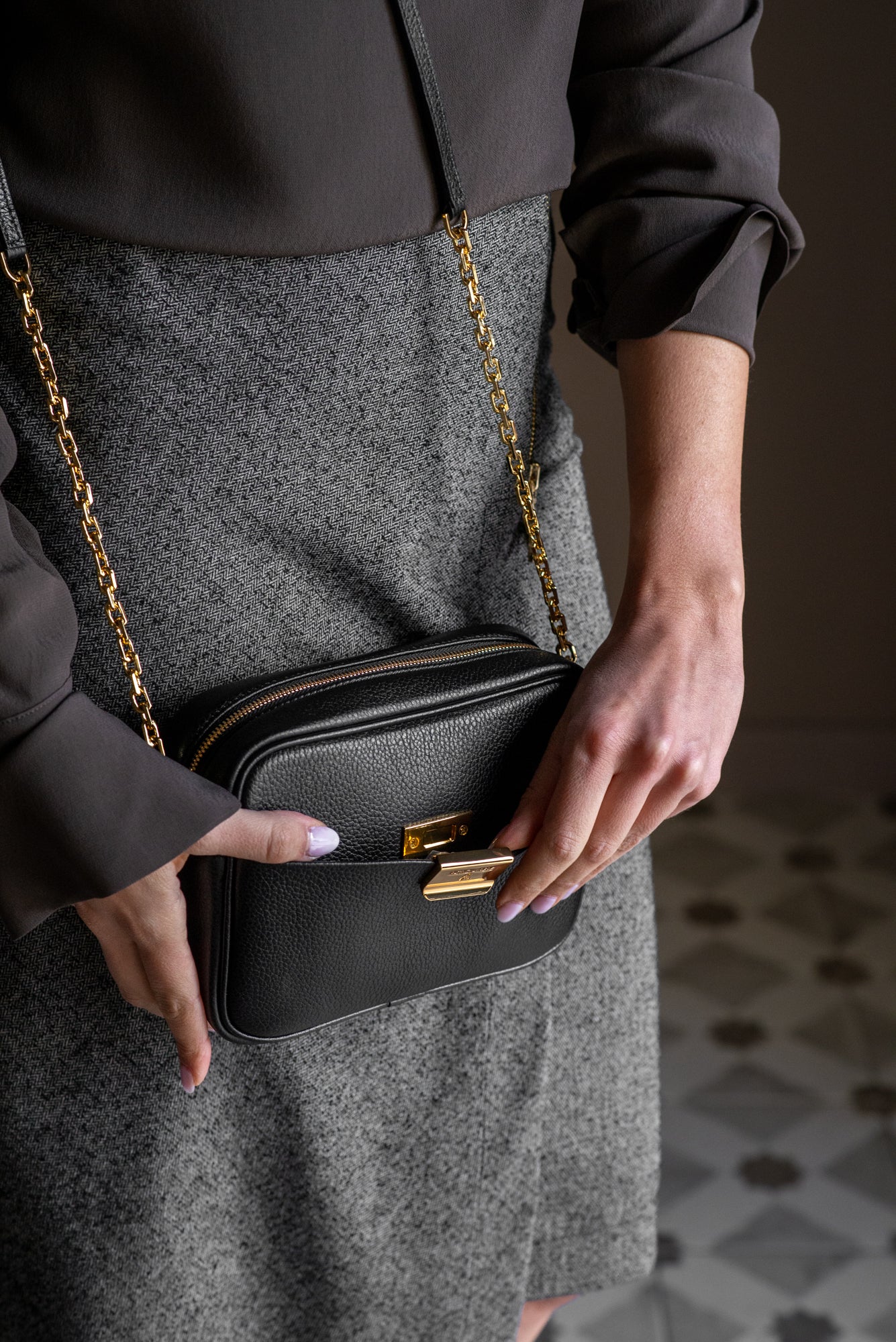 Borsa Crossbody in Pelle Patrizia Pepe Moro
