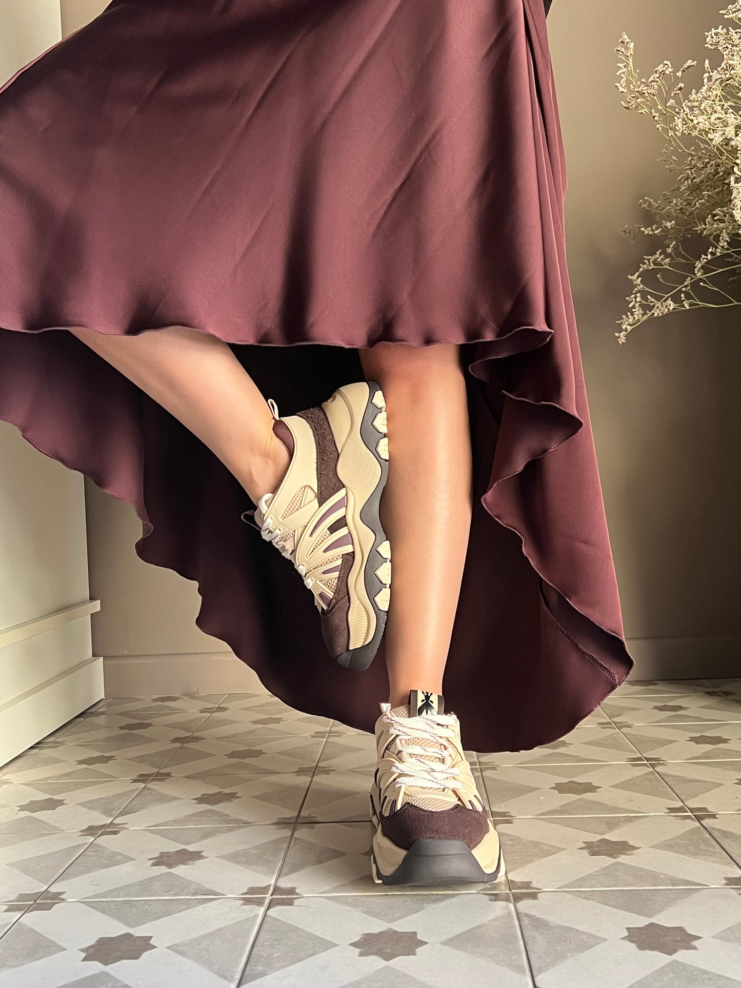 Sneakers running in pelle