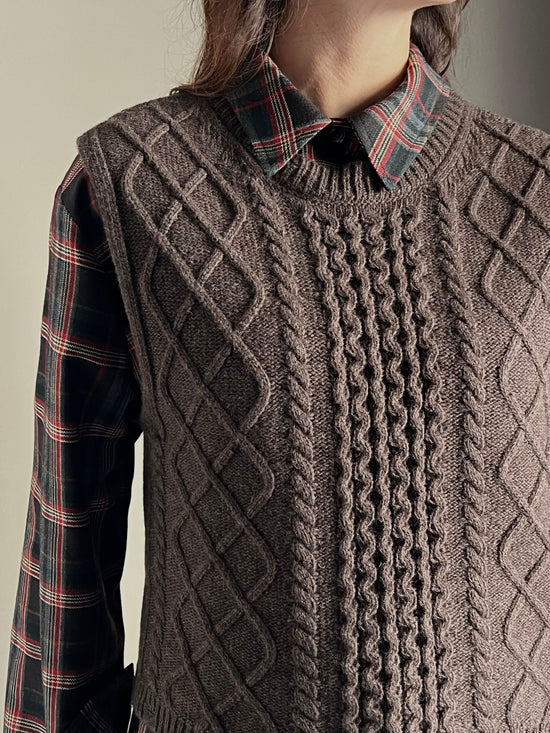 Gilet in maglia a treccia