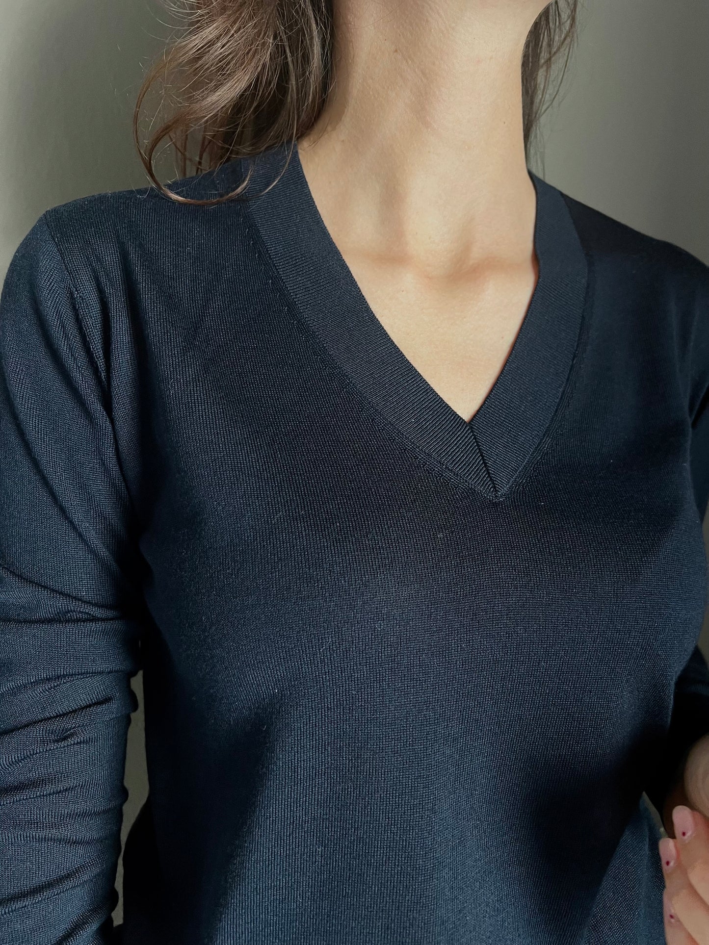 Maglia scollo a V in pura lana Blu