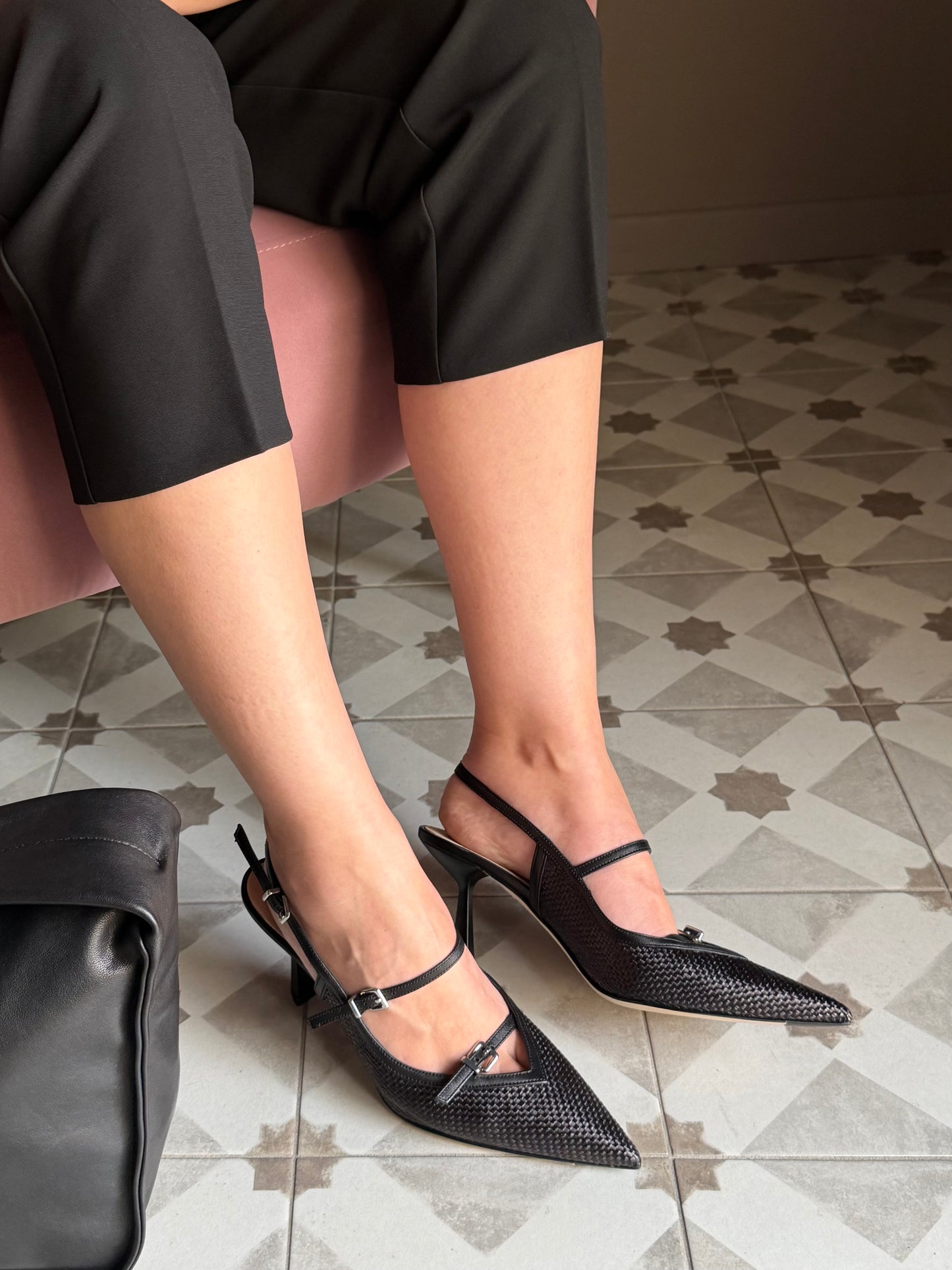 Slingback intrecciata con cinturini