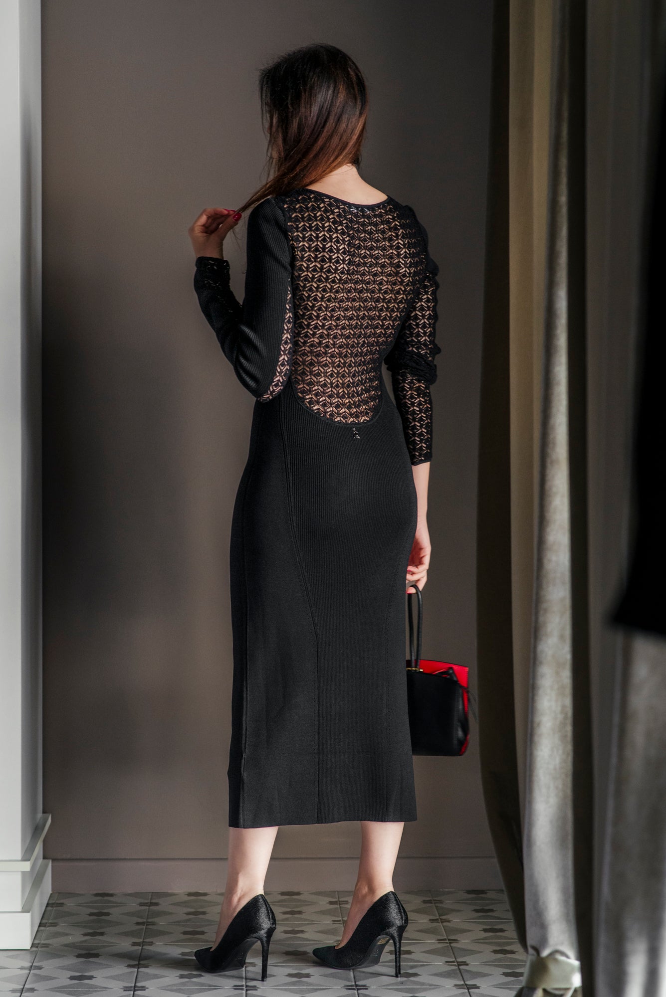Abito in maglia con dettaglio pizzo francese