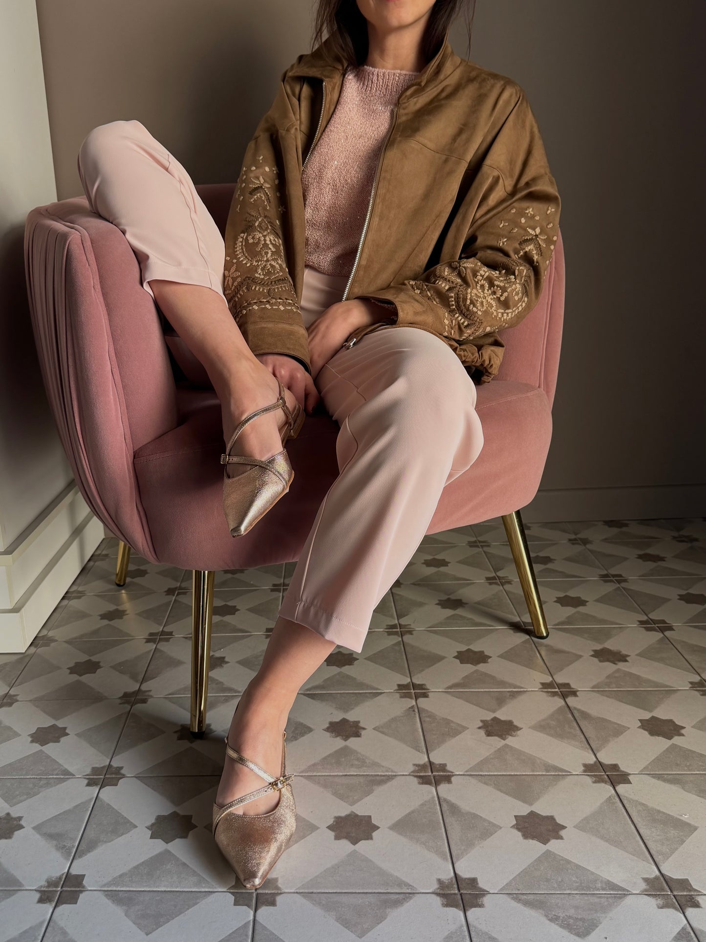 Slingback in laminato rose’