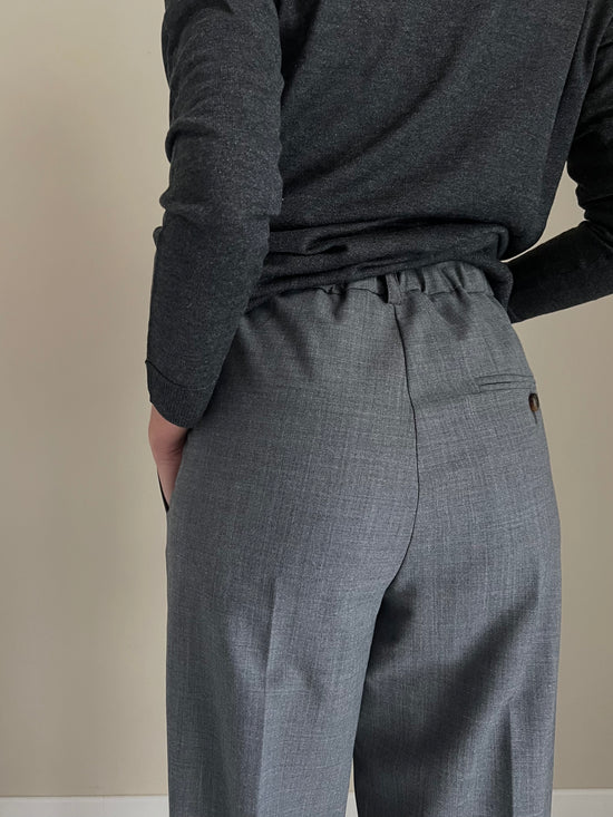 Pantalone chino vita bassa grigio