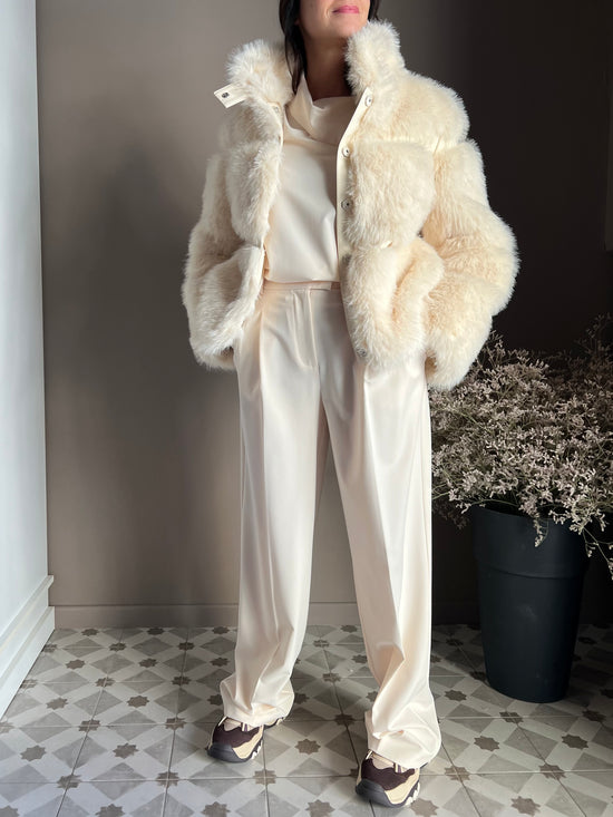 Pantalone morbido con pieghe