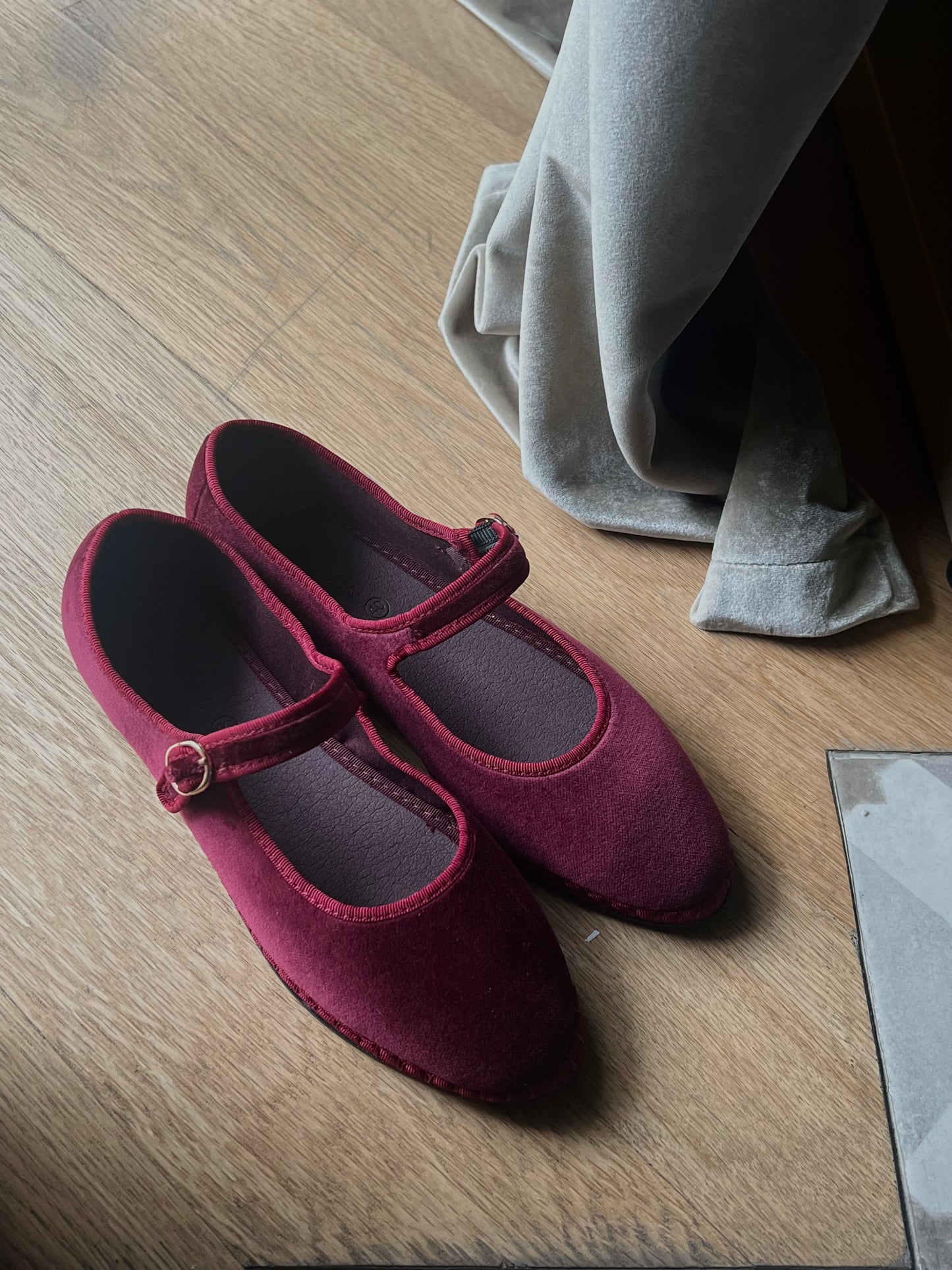 Mary Jane in velluto Bordeaux