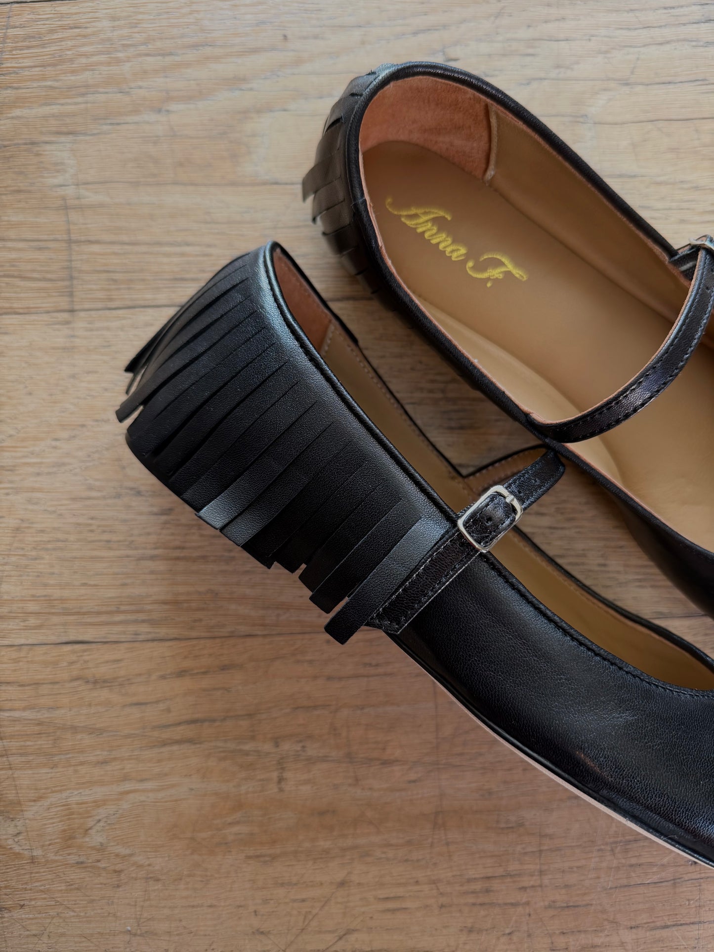 Scarpa Mary Jane con frange