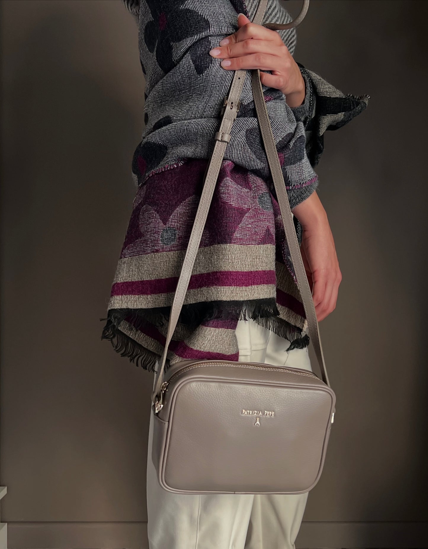 Borsa tracolla in pelle con tasca interna
