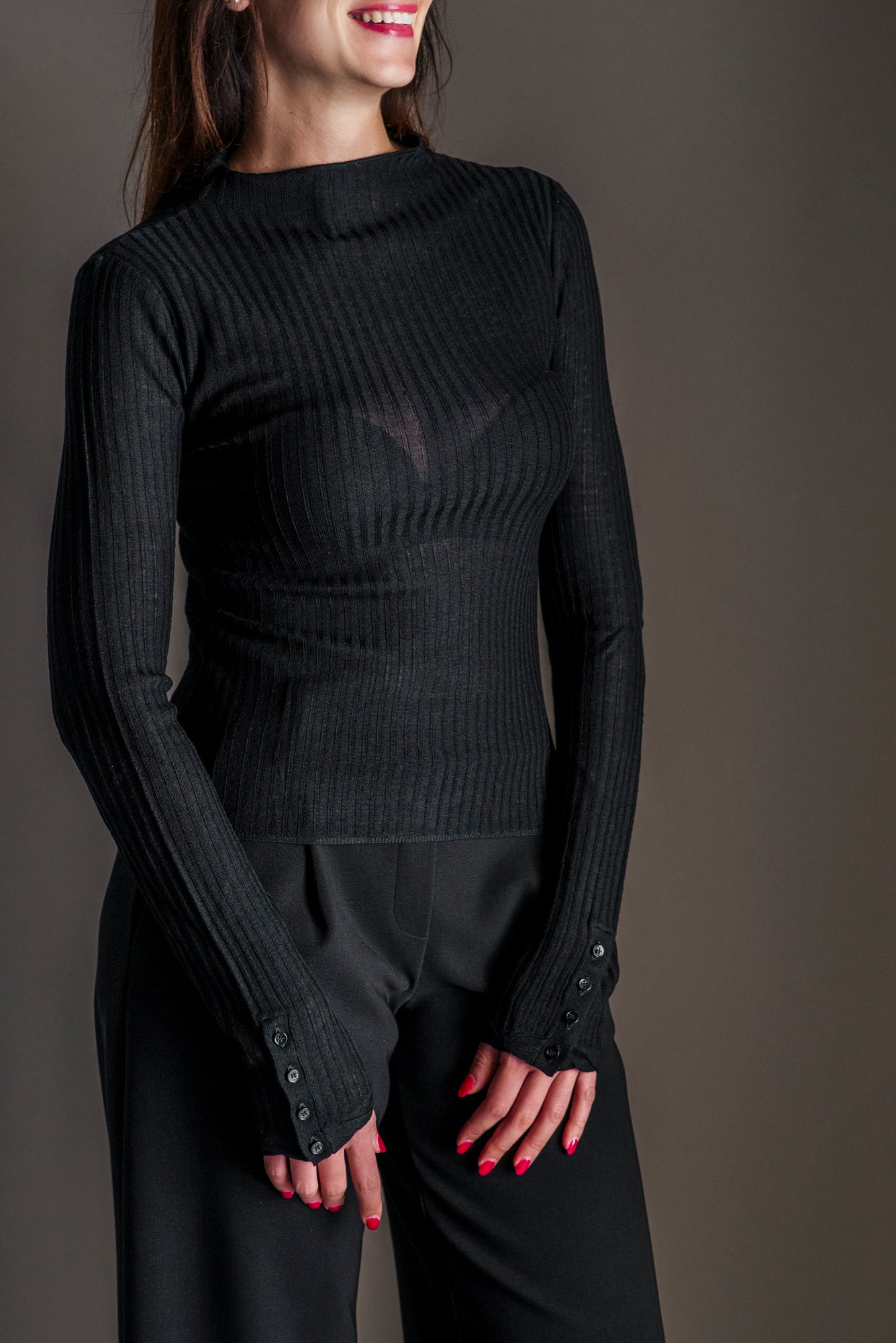 Maglia a lupetto in pura lana nero