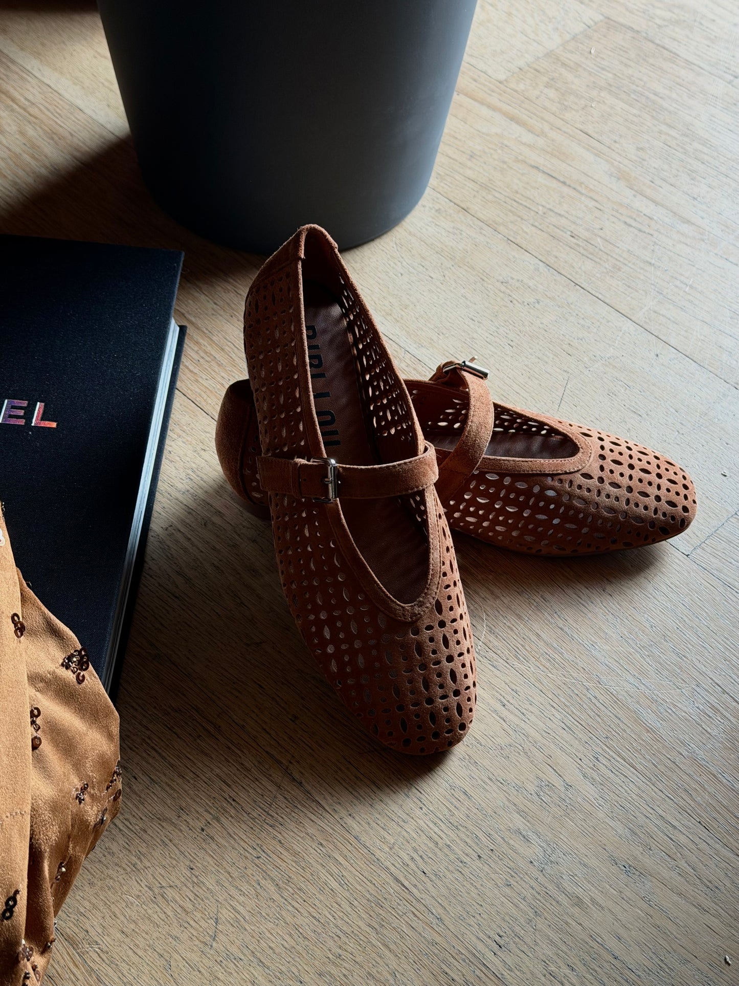 Scarpa Mary Jane laserata