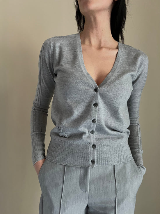 Cardigan scollo a V con Fly patch grigio