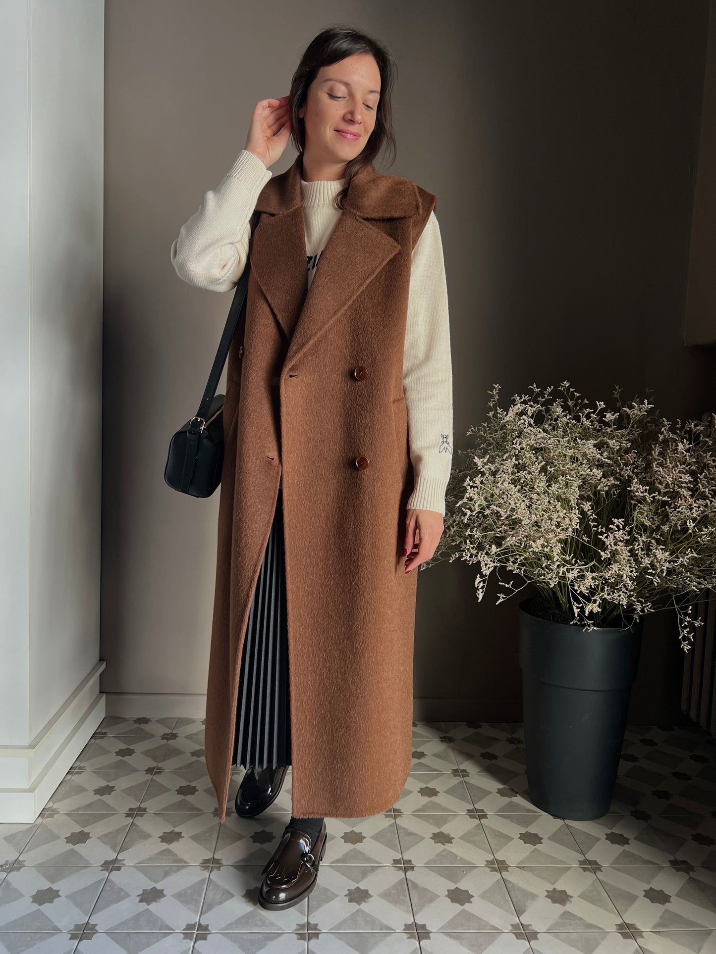 Cappotto smanicato in lana e alpaca