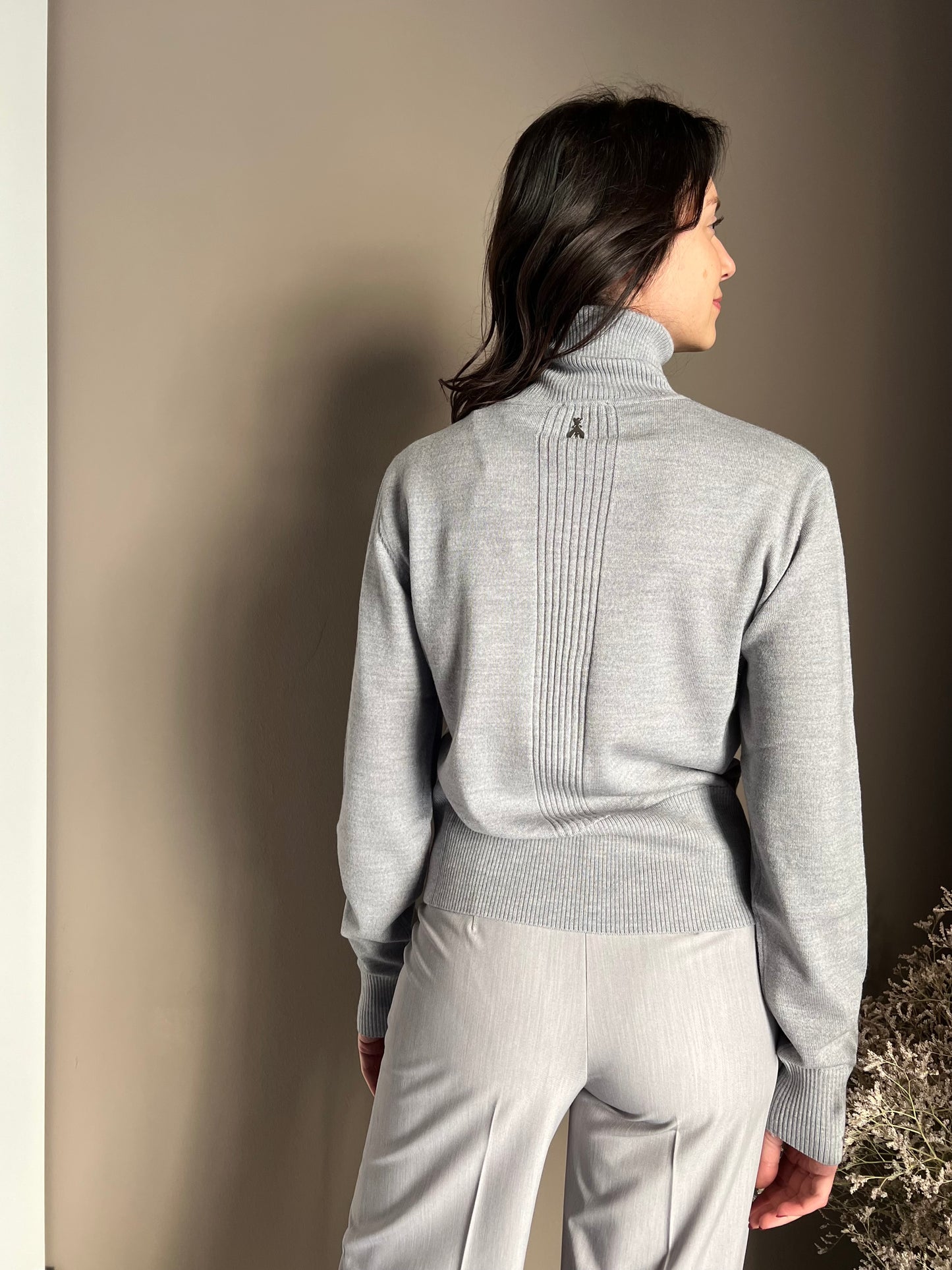 Maglia collo alto in 100% lana Mistery Grey