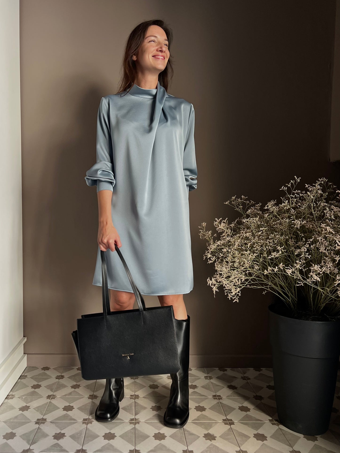Borsa shopping in pelle martellata
