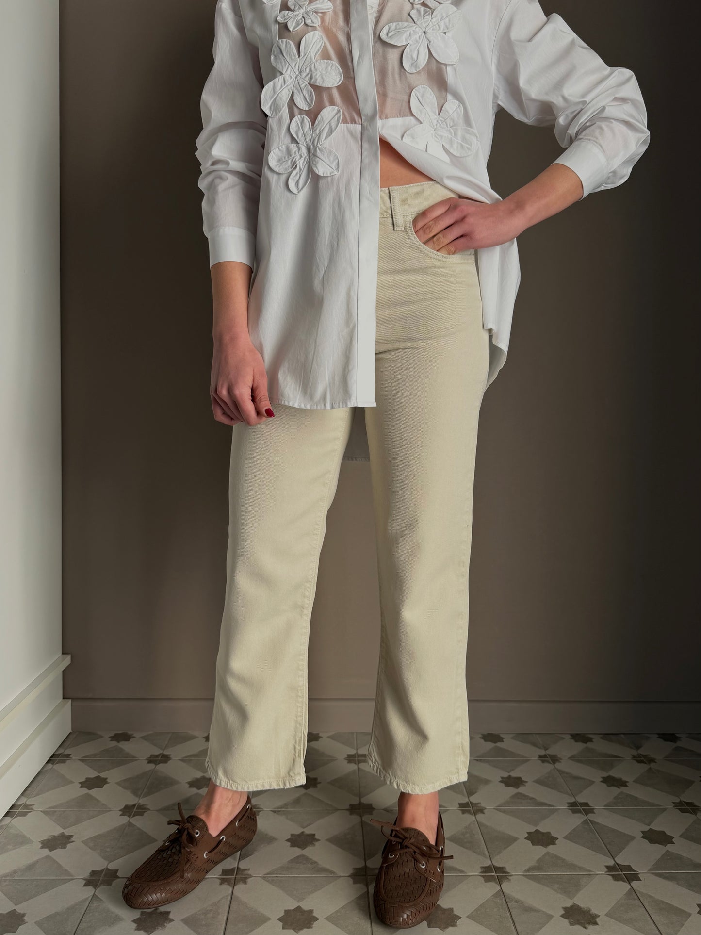 Pantalone crop in cotone crema
