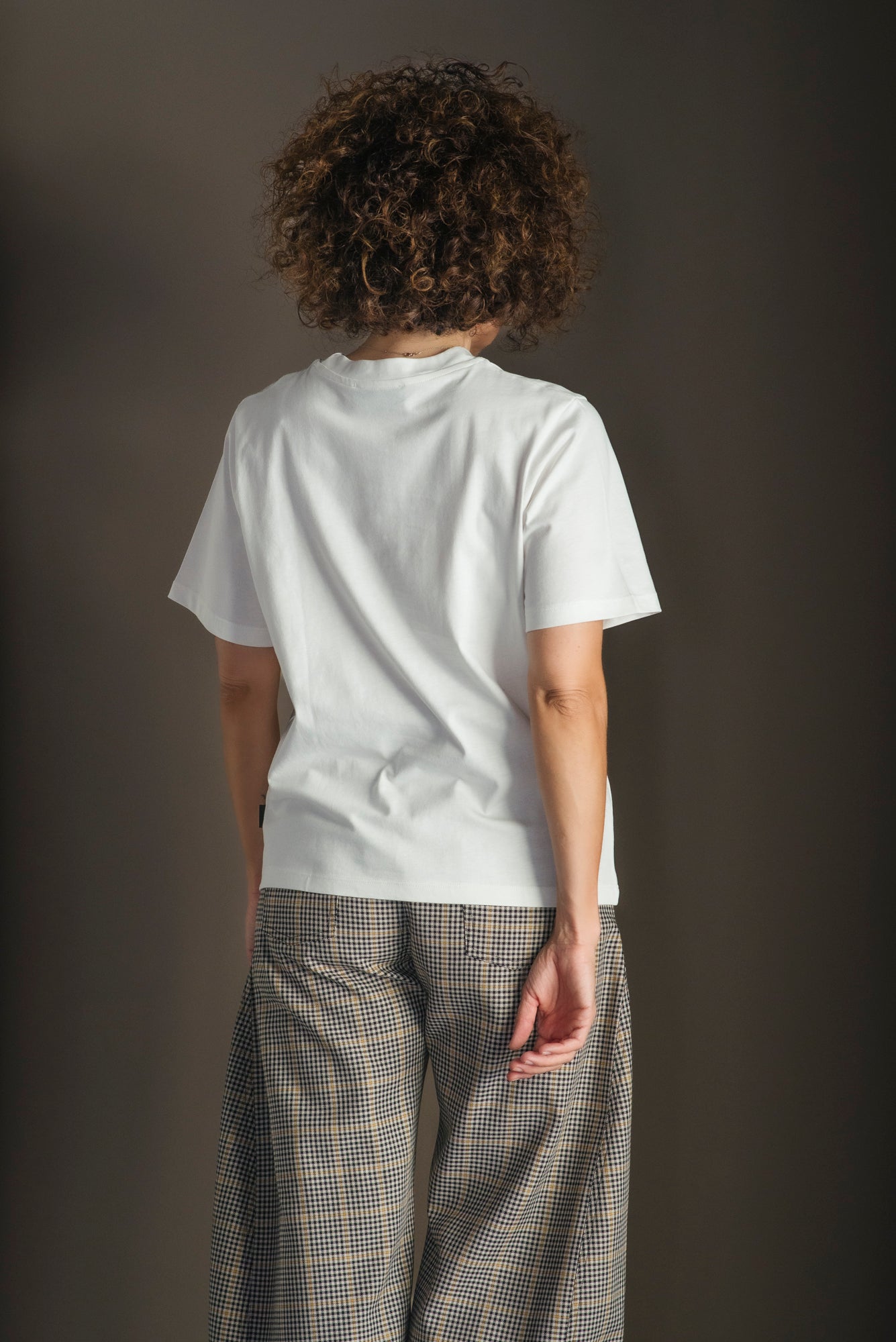 T-shirt ricamata