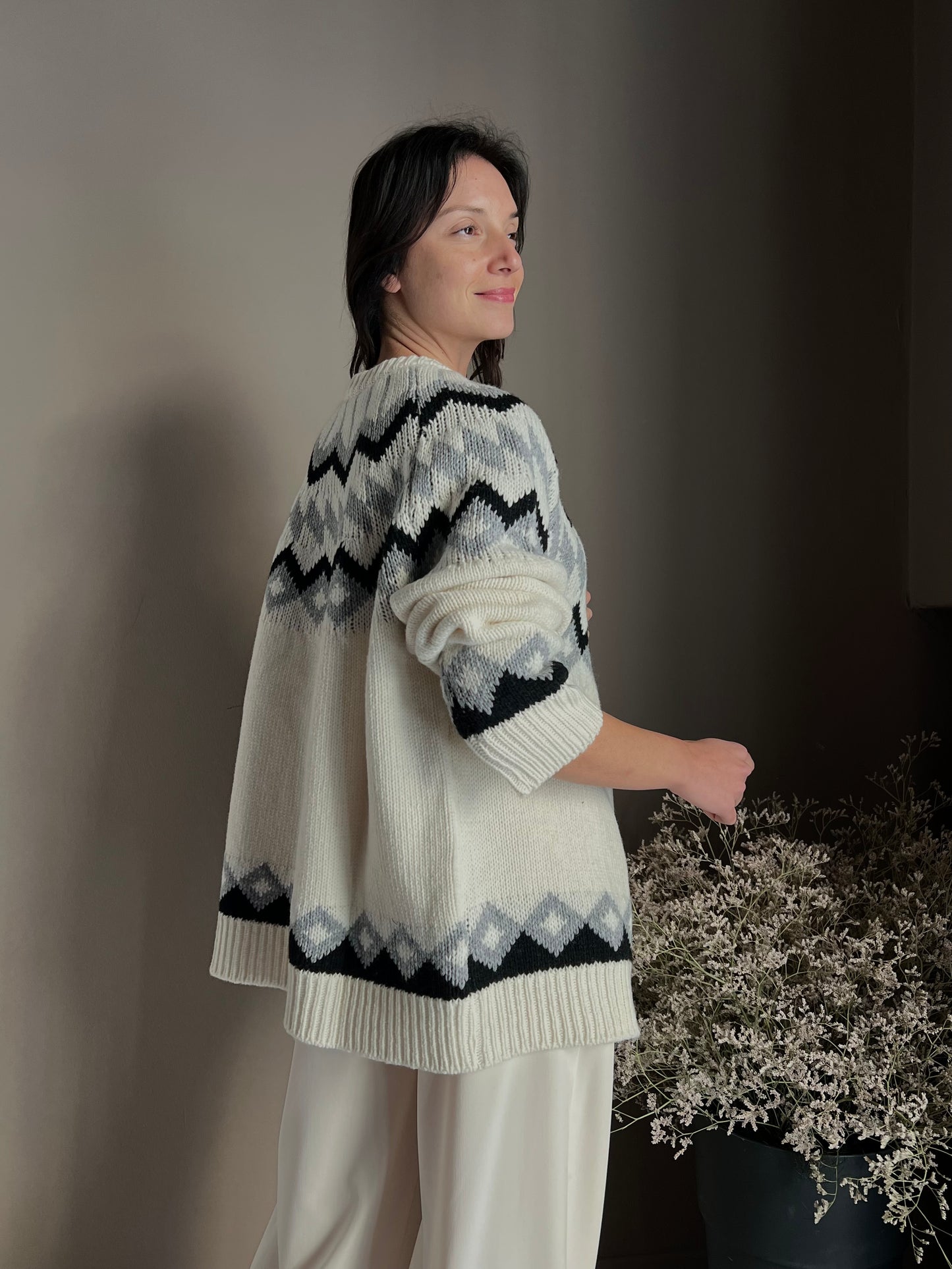 Cardigan in lana con lavorazione nordica