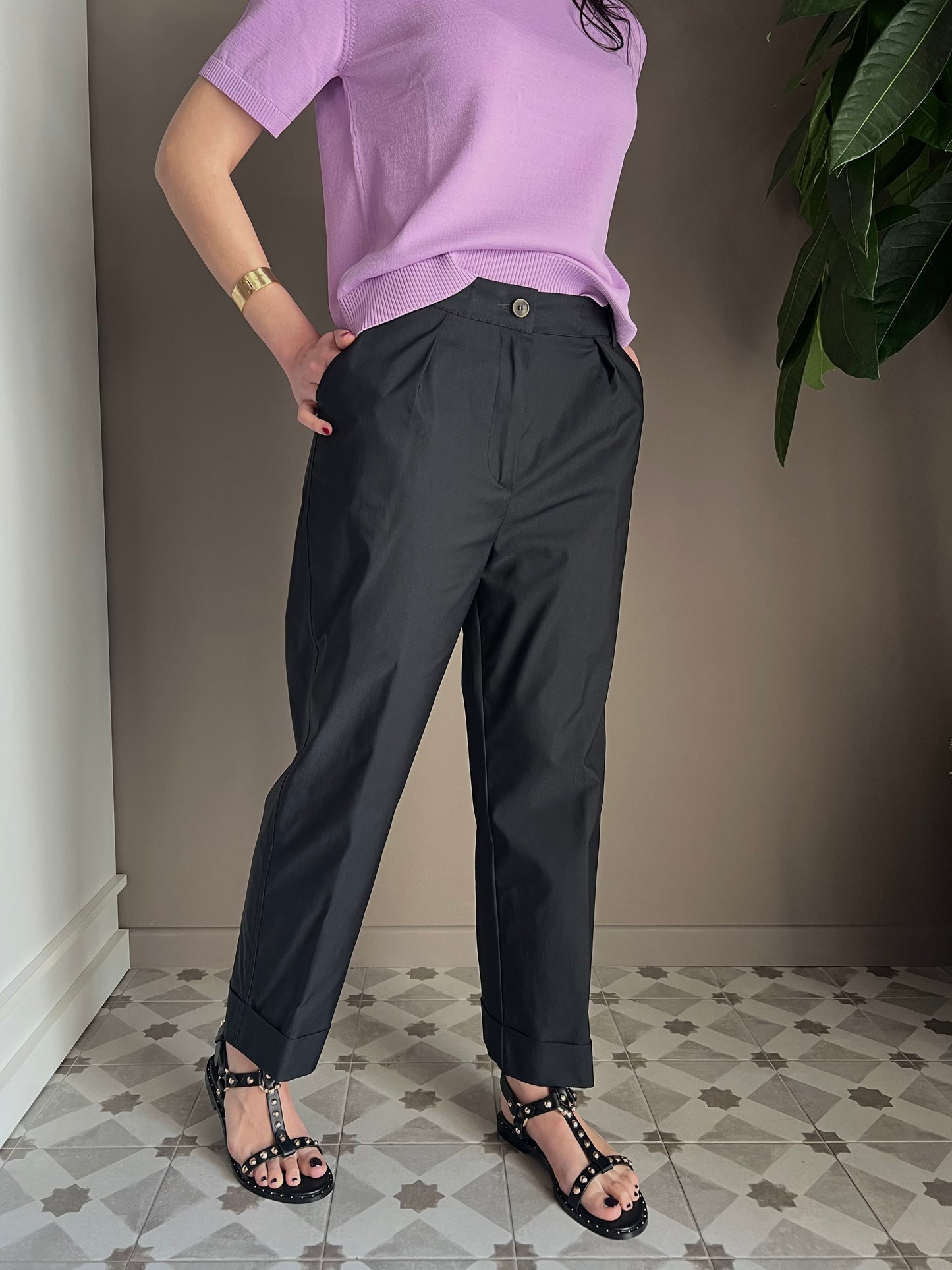 Pantalone in cotone con risvolto
