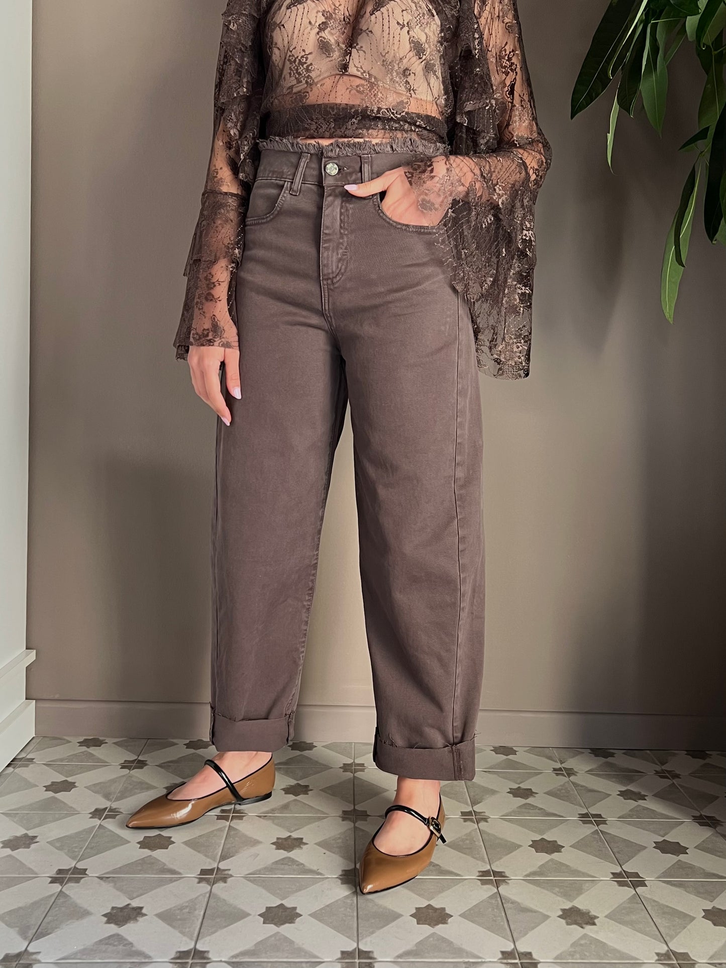 Pantalone denim vita alta forma a caramella