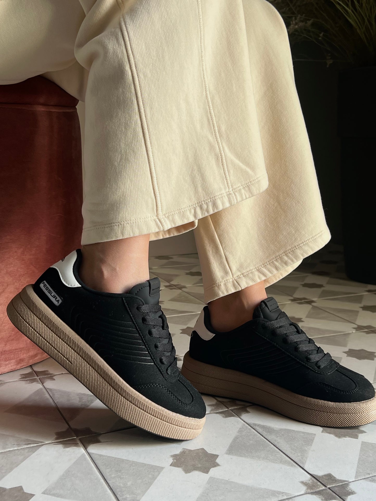 Sneakers Fessura con platform