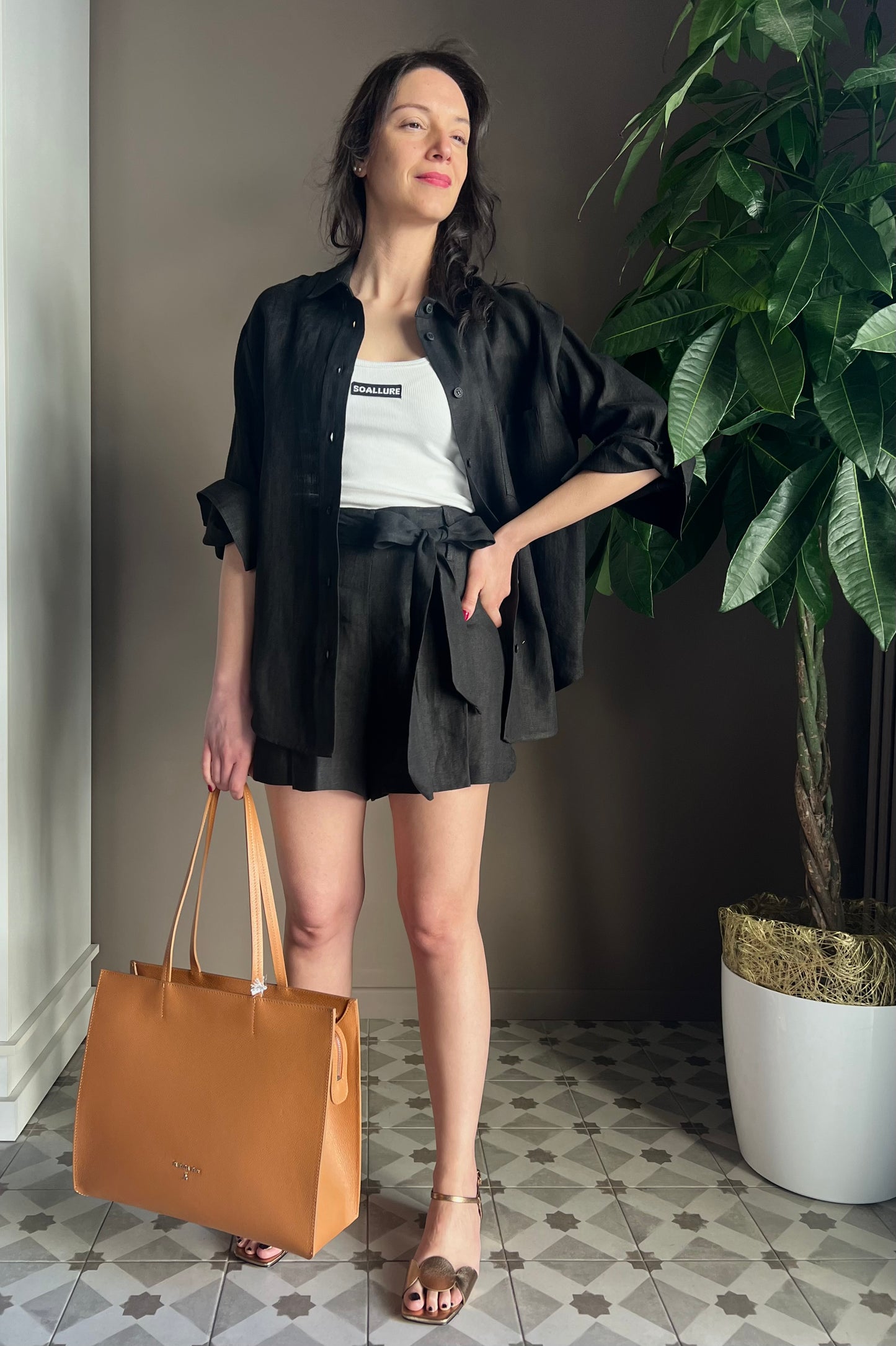 Shorts in lino nero