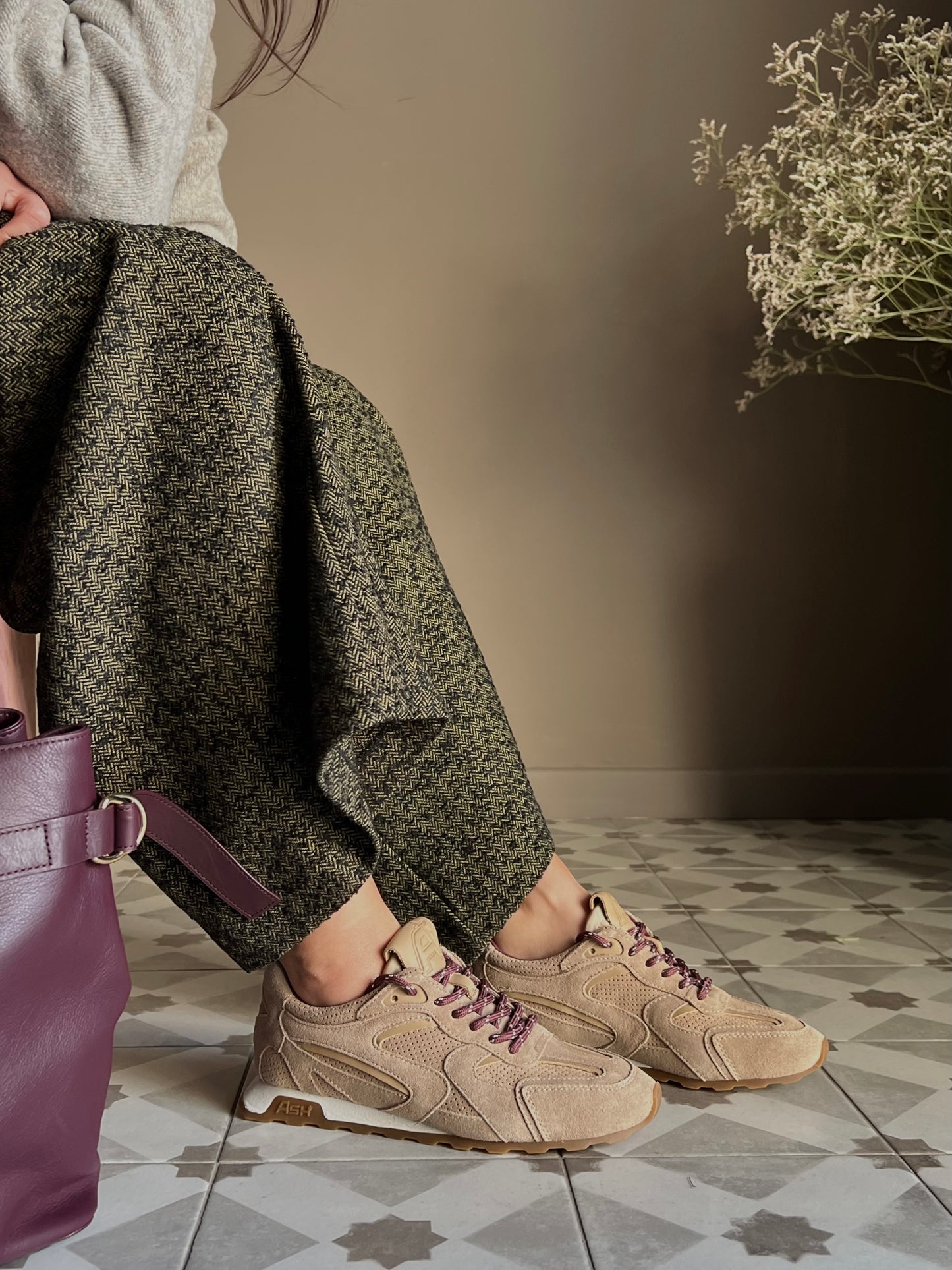 Sneakers Ash mod. Kasar in camoscio