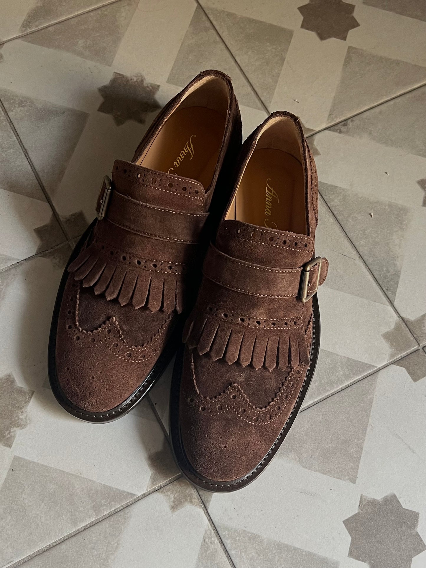 Mocassino Frangia e Fibbia Anna F. in Camoscio Marrone