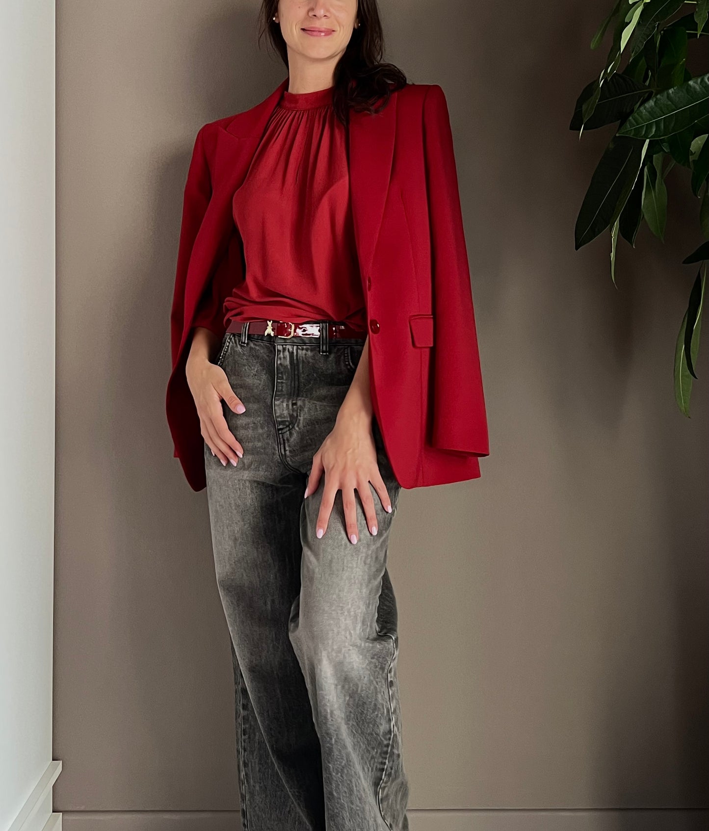 Camicia girocollo con dettaglio cut-out