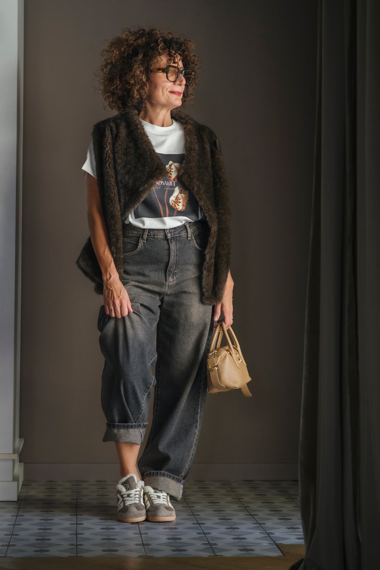 T-shirt con stampa tulipano