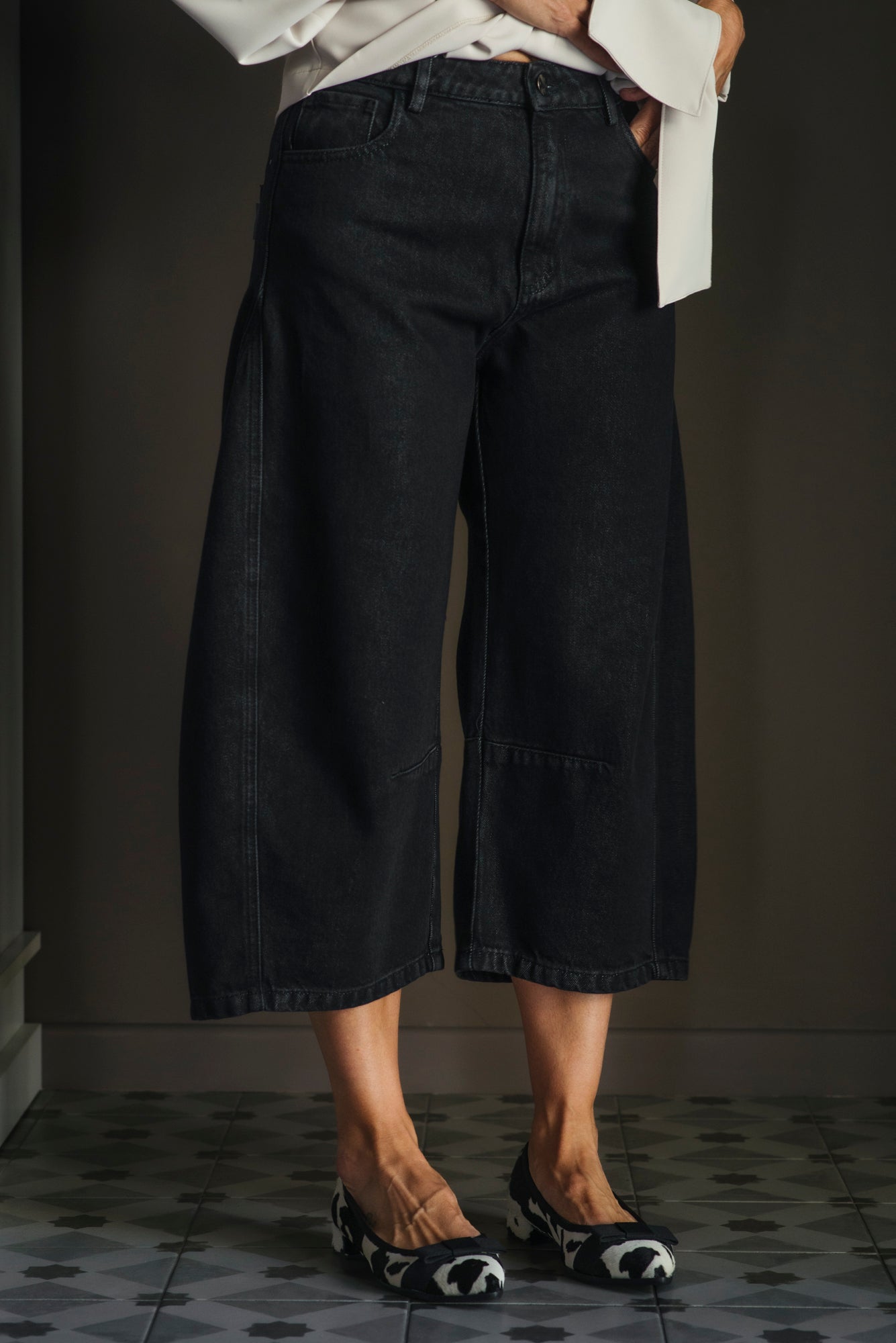 Pantalone denim cropped nero