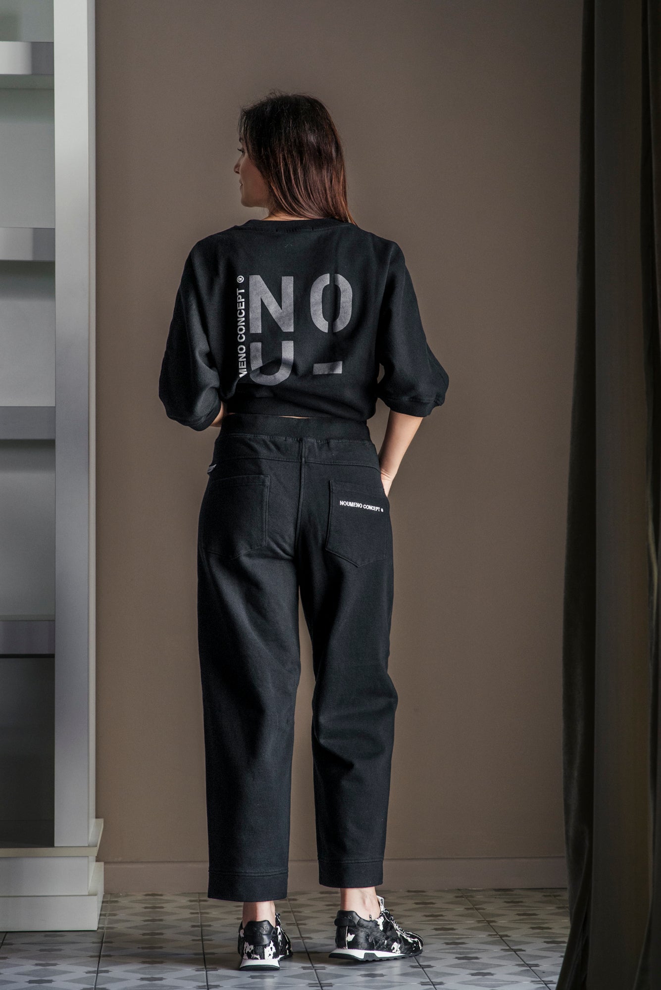 Pantalone in felpa Nero Noumeno Concept