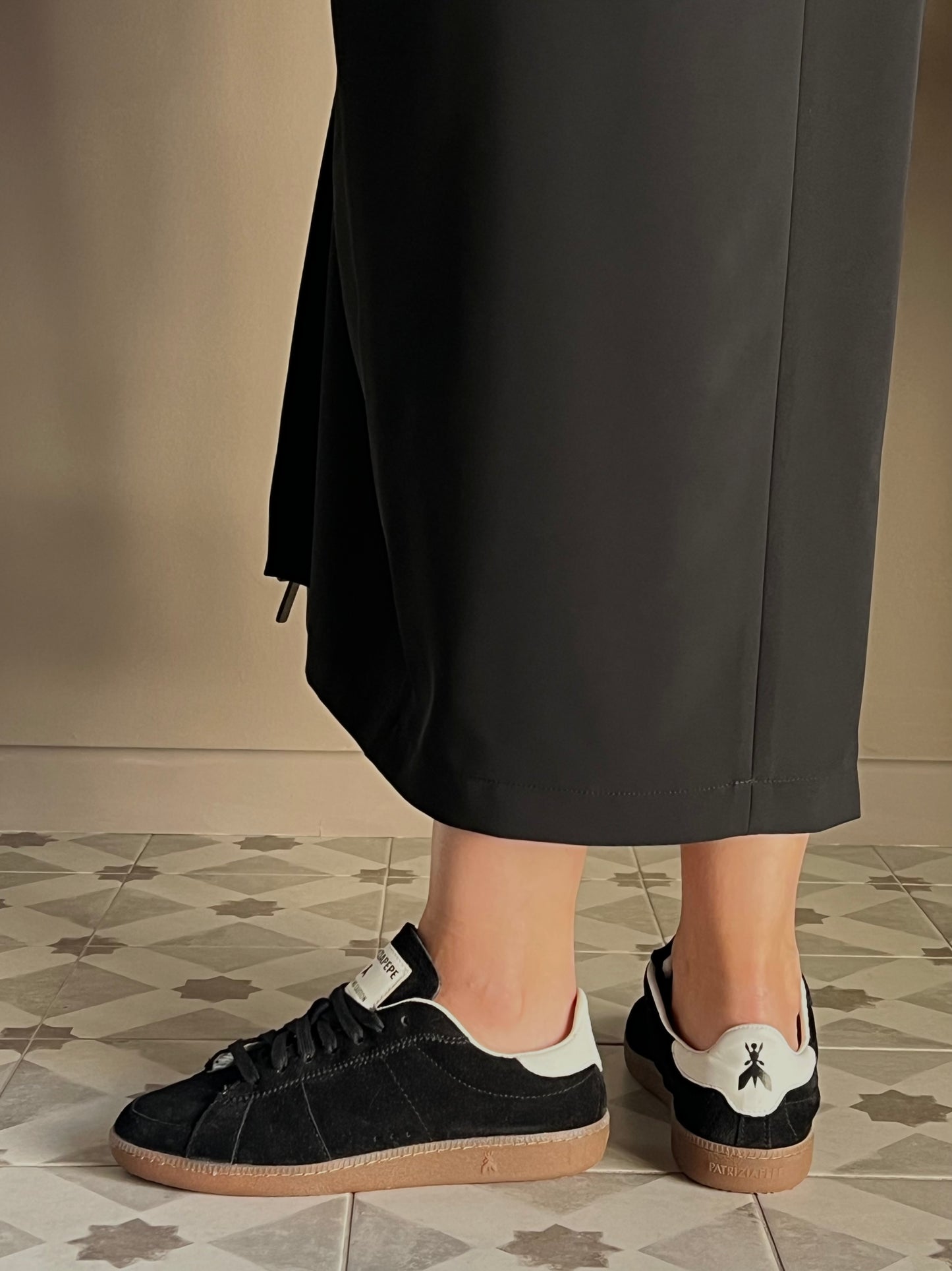 Sneakers Skin ‘93 in suede nero